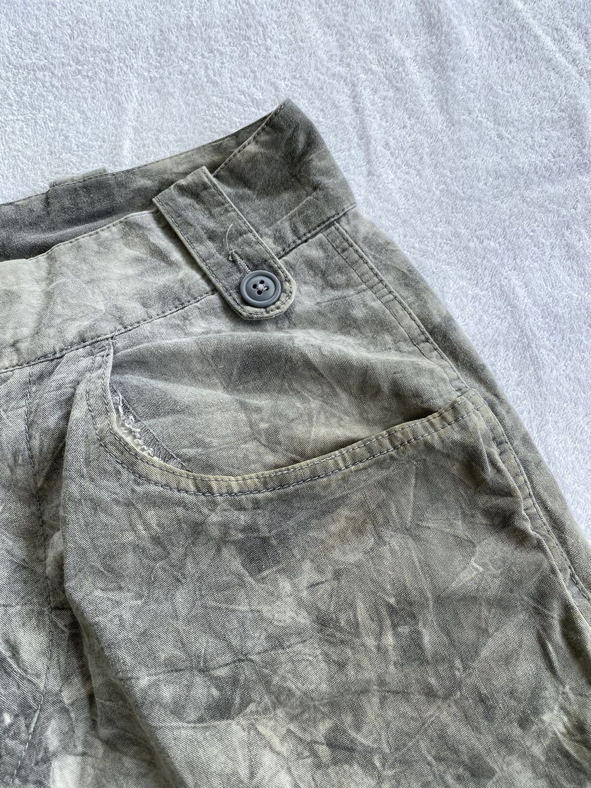 General Research General Research Bleach Cropped Pant Size US 31 - 18 Thumbnail