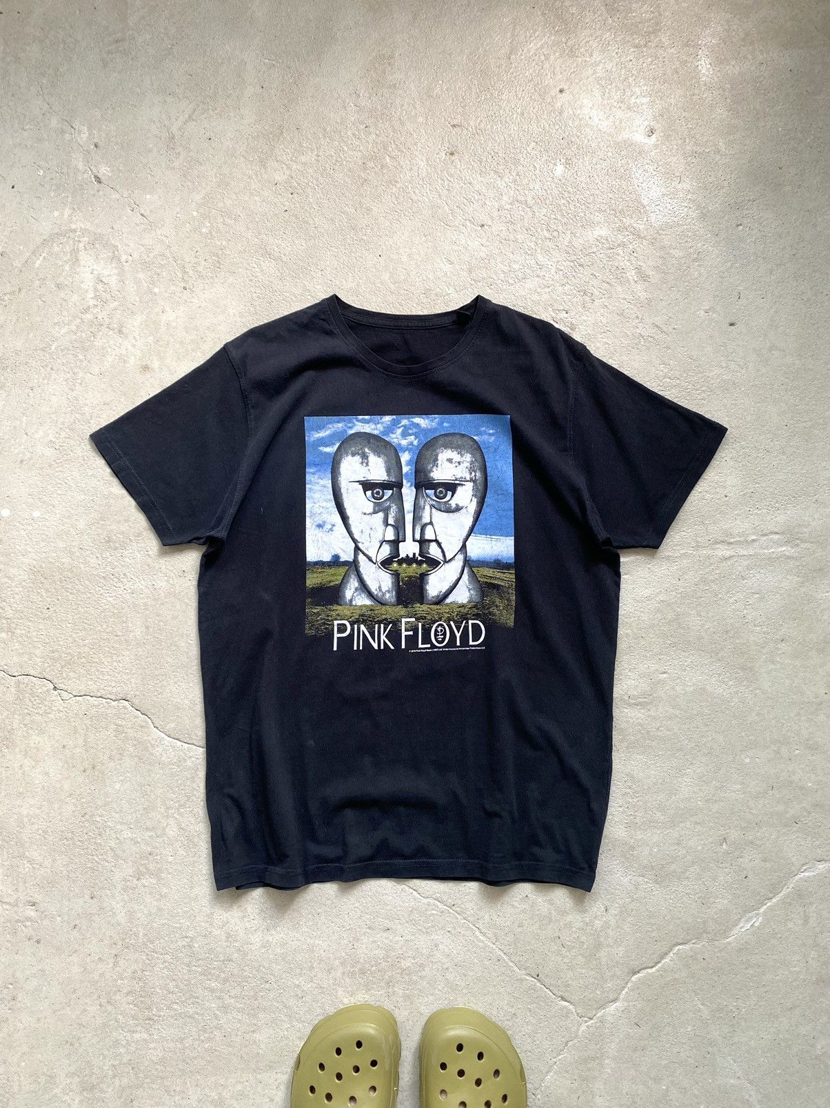 Band Tees Vintage Style Pink Floyd 1987 Album Promo T Shirt Size US XL / EU 56 / 4 - 1 Thumbnail