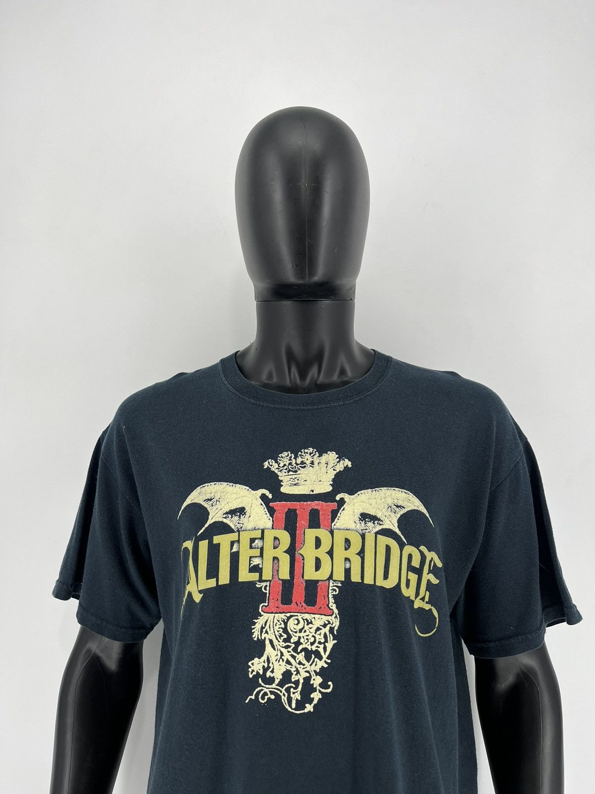 Band Tees × Vintage Band tee tour Alter bridge blackbird australia Tour 2011 Size US L / EU 52-54 / 3 - 5 Thumbnail