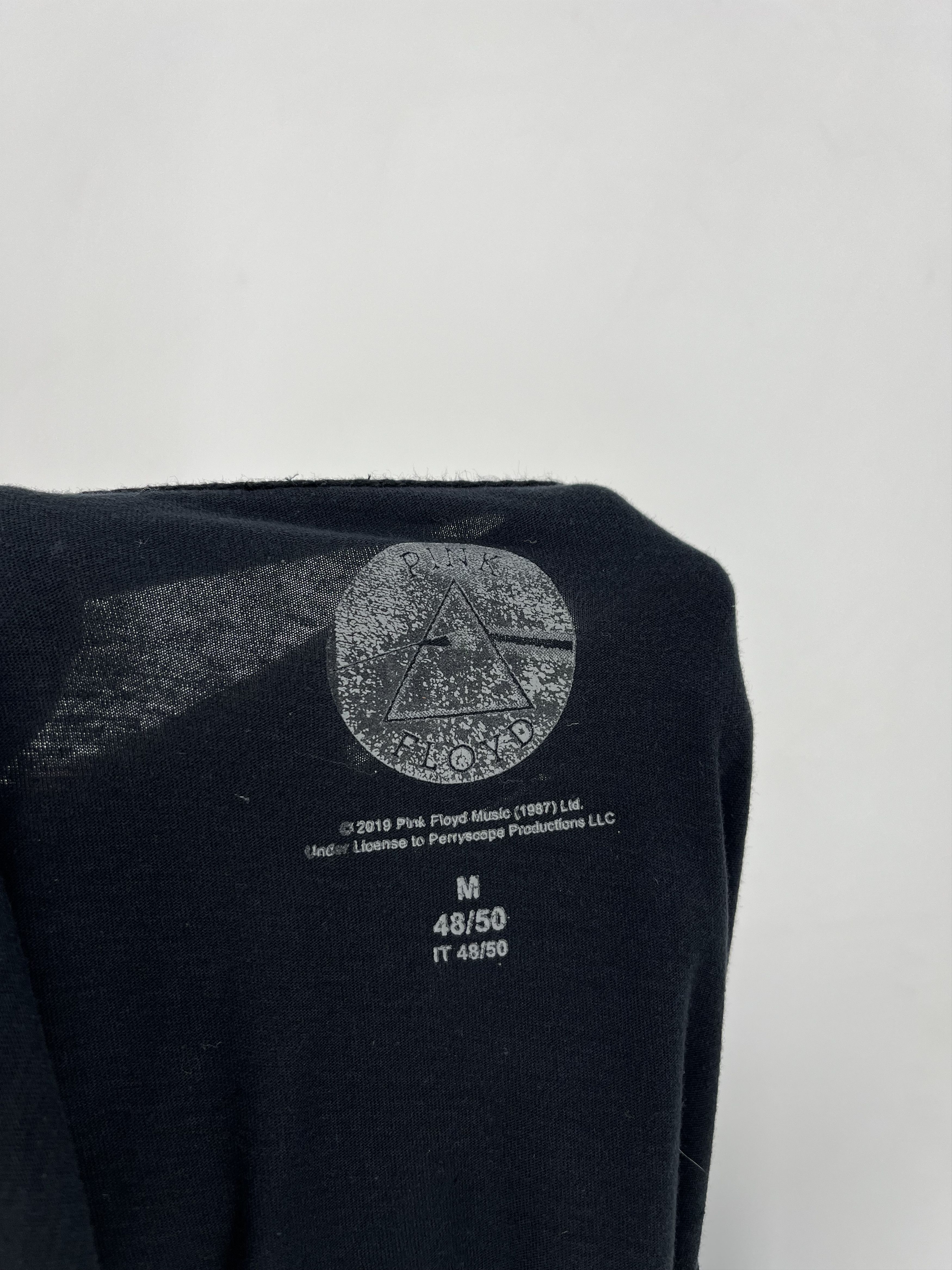 Band Tees × Pink Floyd Y2k Pink Floyd music 2019 band tee Size US M / EU 48-50 / 2 - 7 Thumbnail