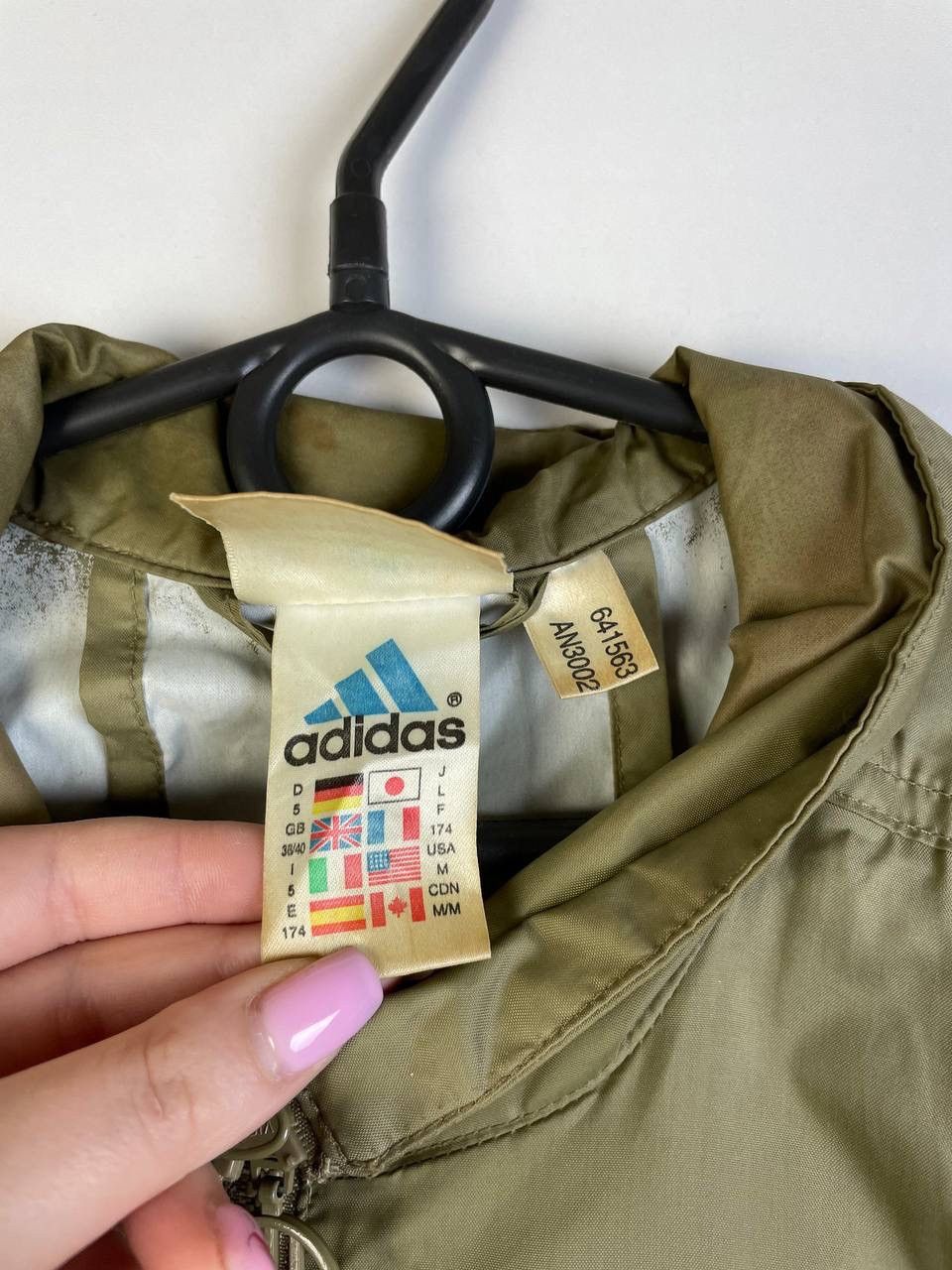Vintage Adidas vintage jacket size M Size US M / EU 48-50 / 2 - 3 Thumbnail