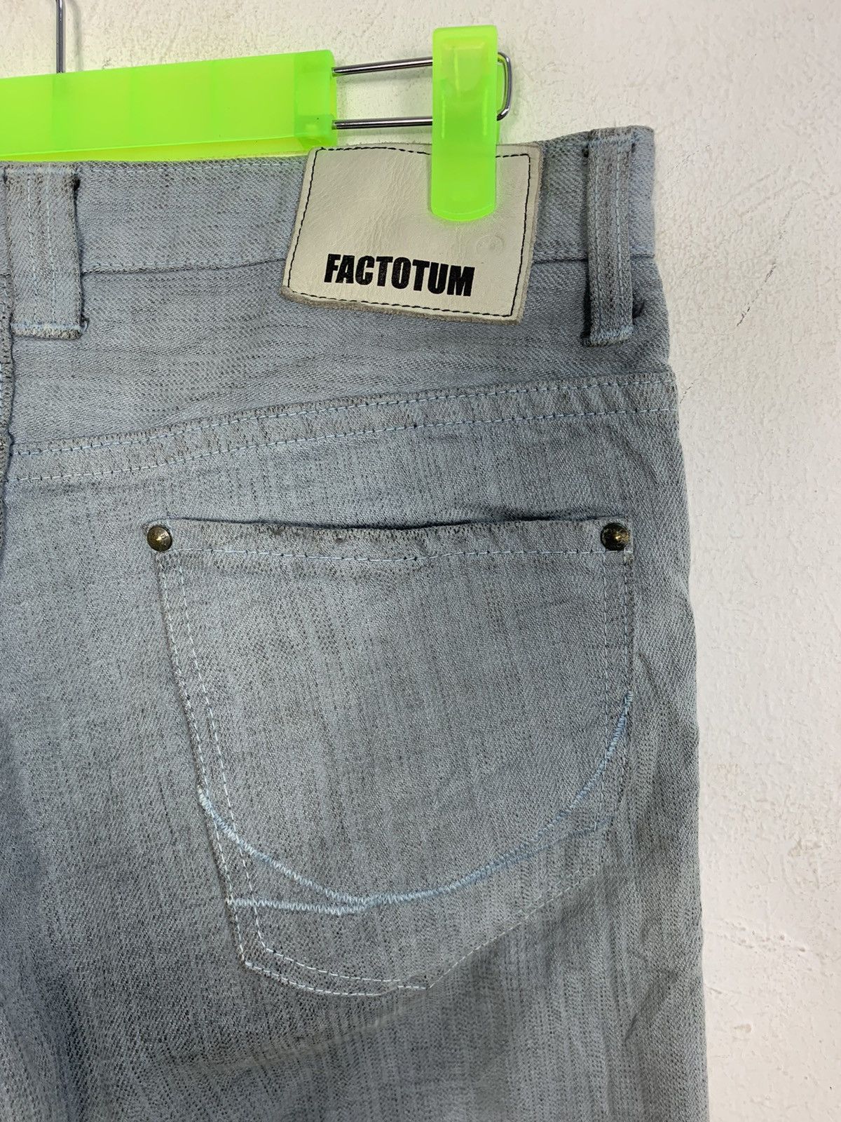 FACTOTUM Rare Design 90s Factotum Distress Indigo Denim Straight Cut Size US 29 - 7 Thumbnail