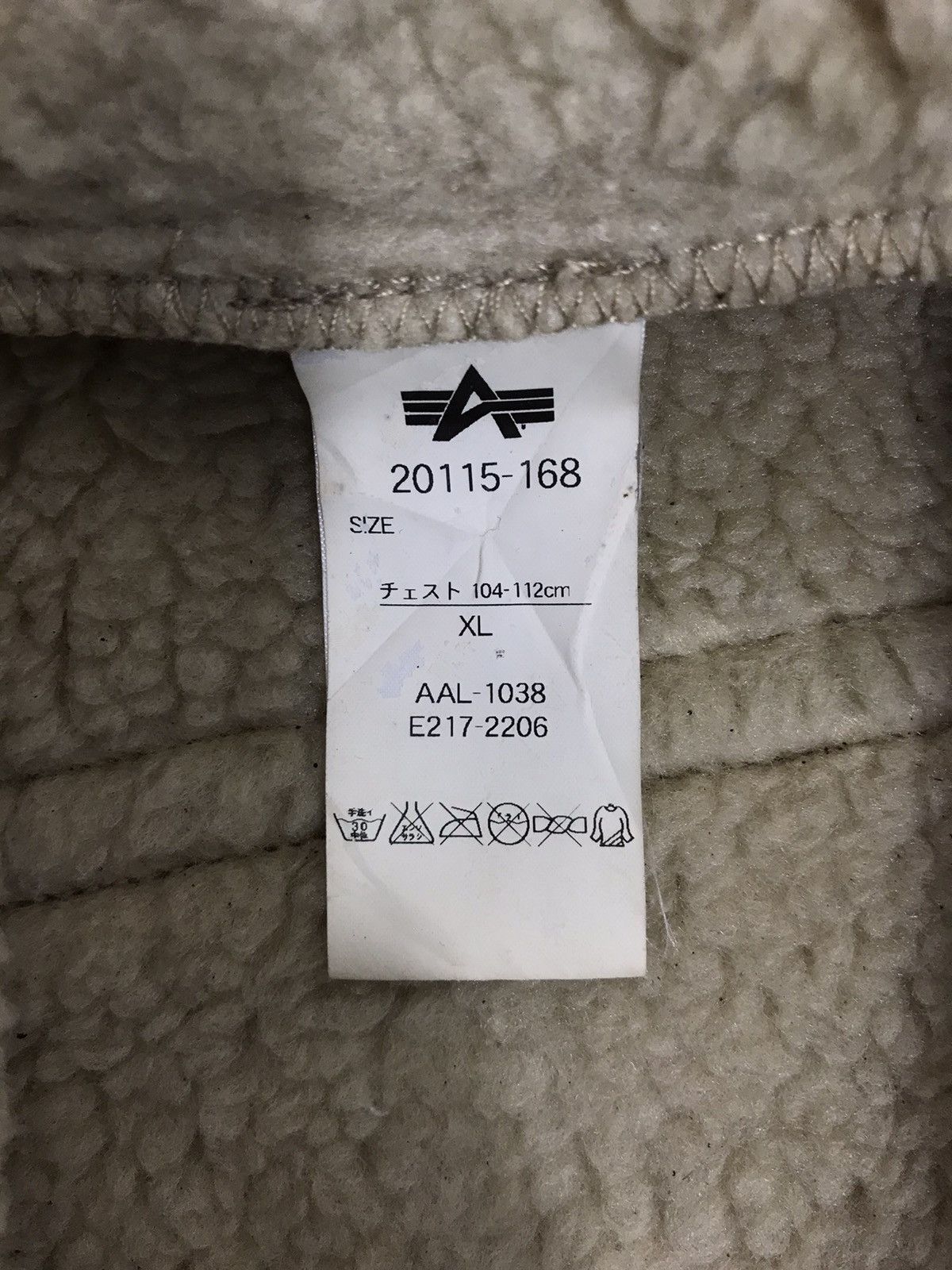 Alpha Industries Alpha Industries B3 Flight Bomber Sherpa Jacket Size US M / EU 48-50 / 2 - 7 Thumbnail