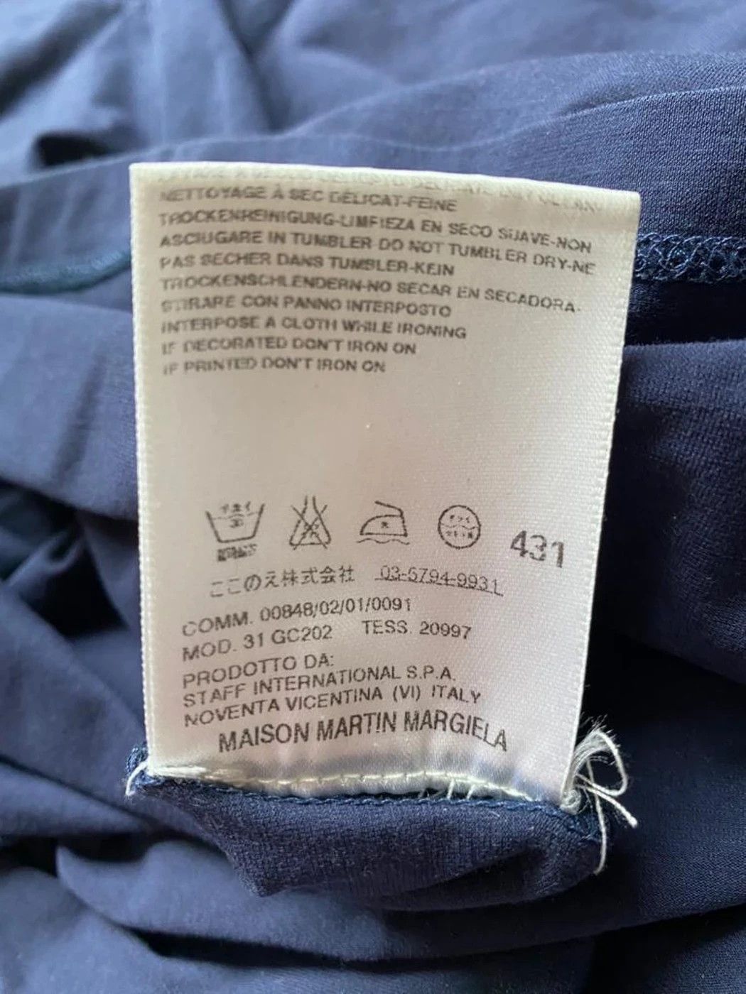 Maison Margiela ⚡️QUICK SALE⚡️2009 Maison Margiela Navy Long Sleeve Tshirt Size M / US 6-8 / IT 42-44 - 5 Thumbnail
