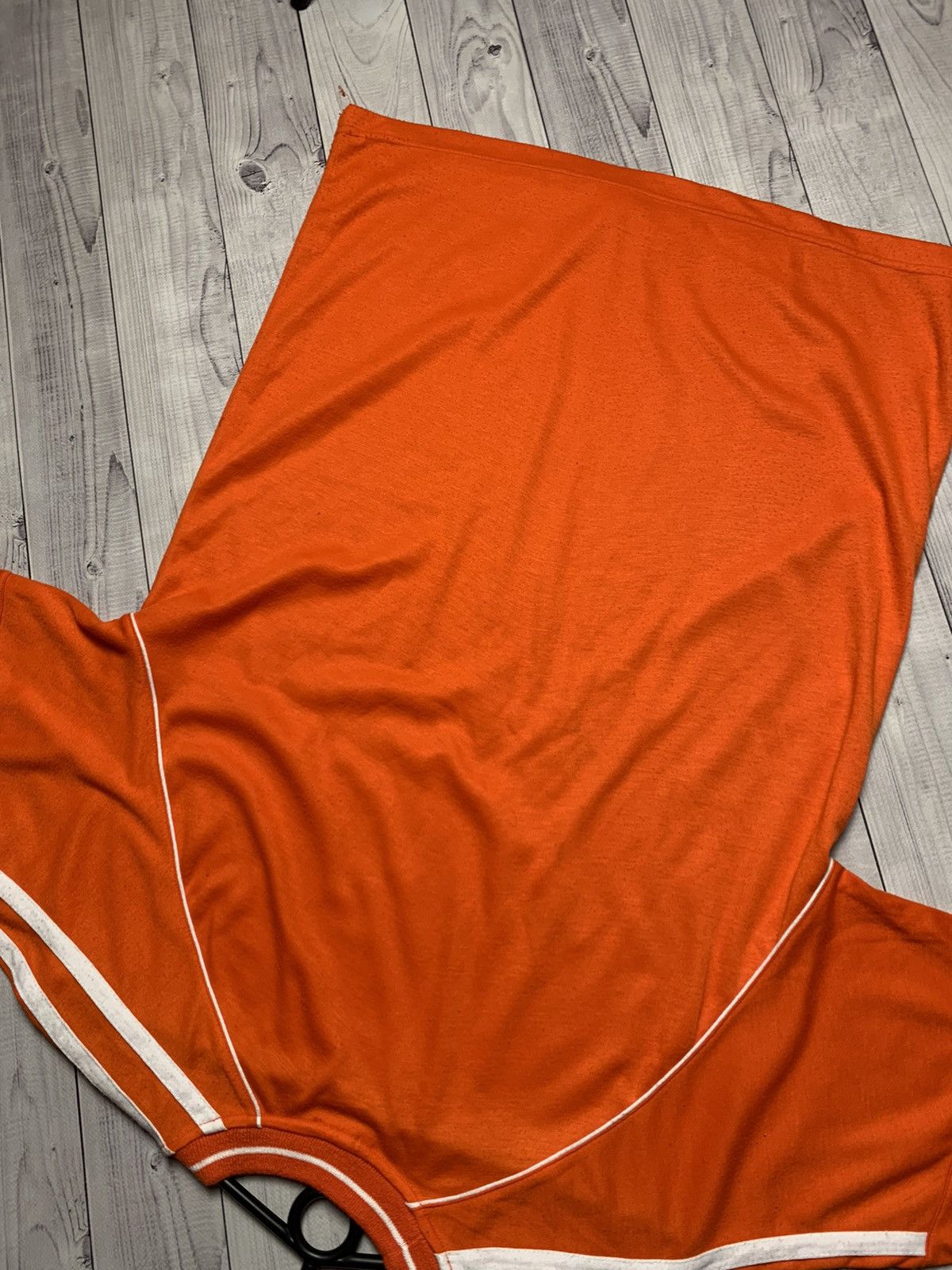 Nike × Vintage Vintage Nike tee size M logo orange Size US M / EU 48-50 / 2 - 6 Thumbnail