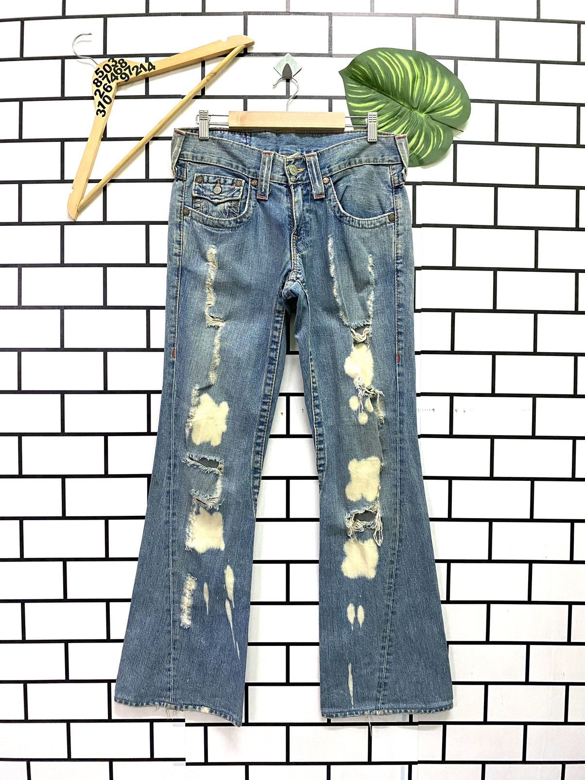 image of Made In USA x True Religion Vintage Flared True Religion Distressed Acid Wash Denim in Blue (Size 3