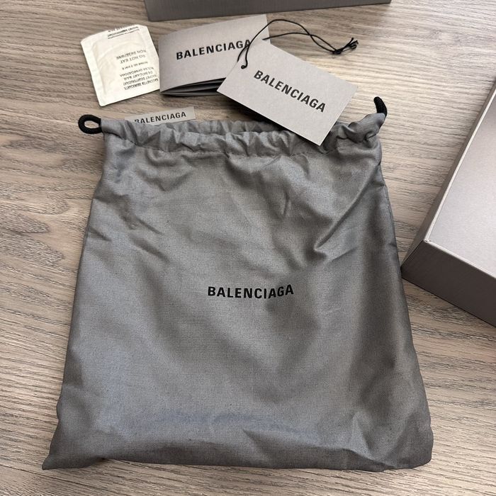 Balenciaga Balenciaga white leather belt logo basic belts gift | Grailed