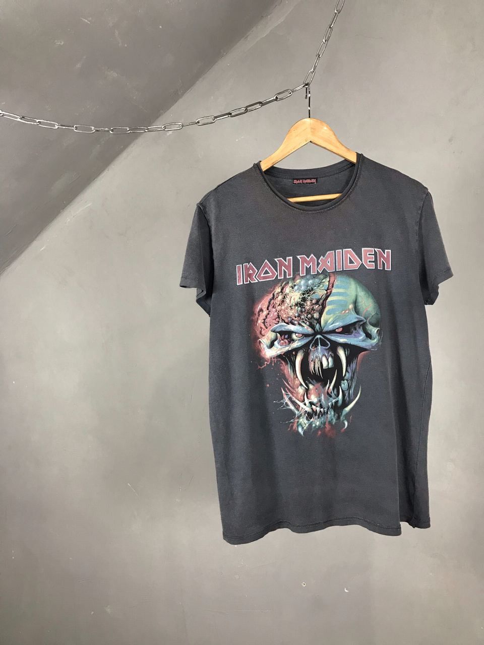 Band Tees Iron Maiden vintage rock band tee Size US S / EU 44-46 / 1 - 1 Thumbnail
