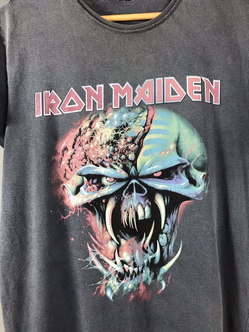 Band Tees Iron Maiden vintage rock band tee Size US S / EU 44-46 / 1 - 3 Thumbnail