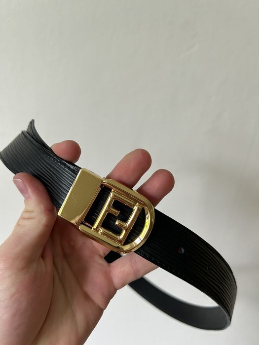 Vintage fendi outlet belt