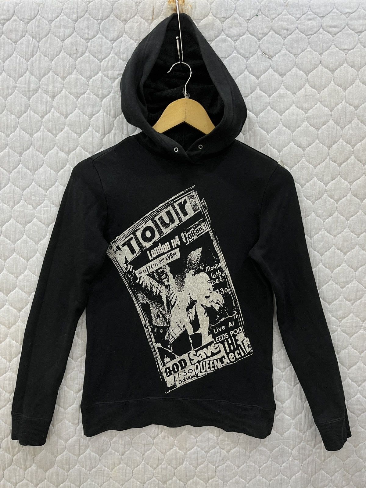 image of Rock Band x Seditionaries (Zz). Vintage Sex Pistols God Save The Queen Hoodie in Black (Size Small)