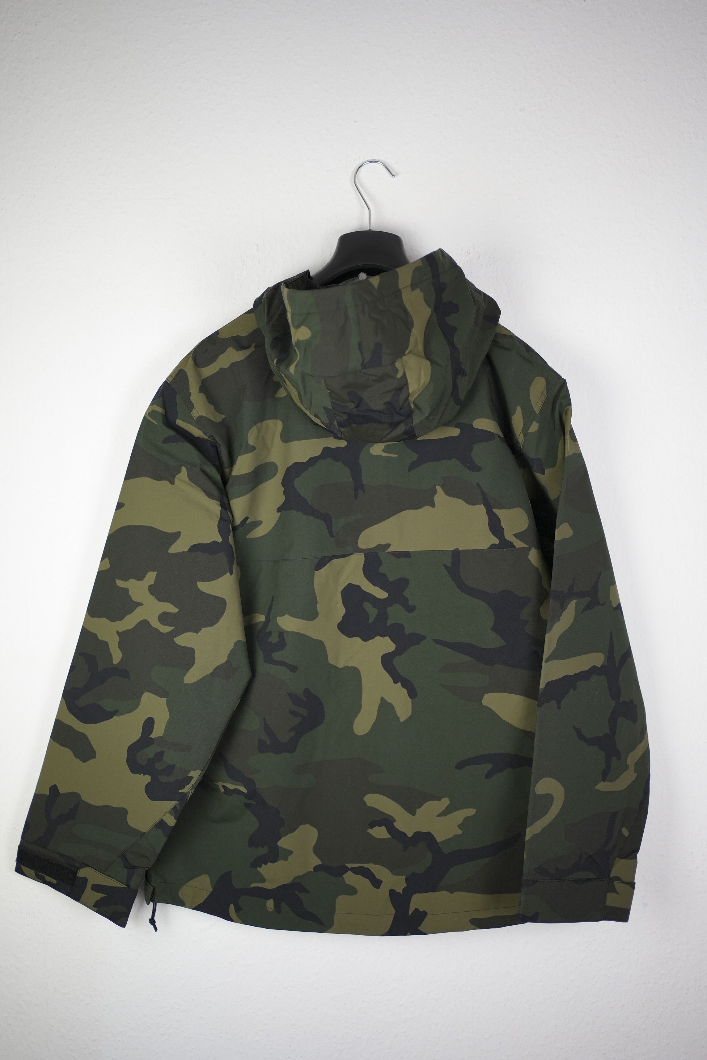 Carhartt Wip NWT Carhartt WIP Breezebreaker Pullover Camo Size XL Size US XL / EU 56 / 4 - 4 Thumbnail