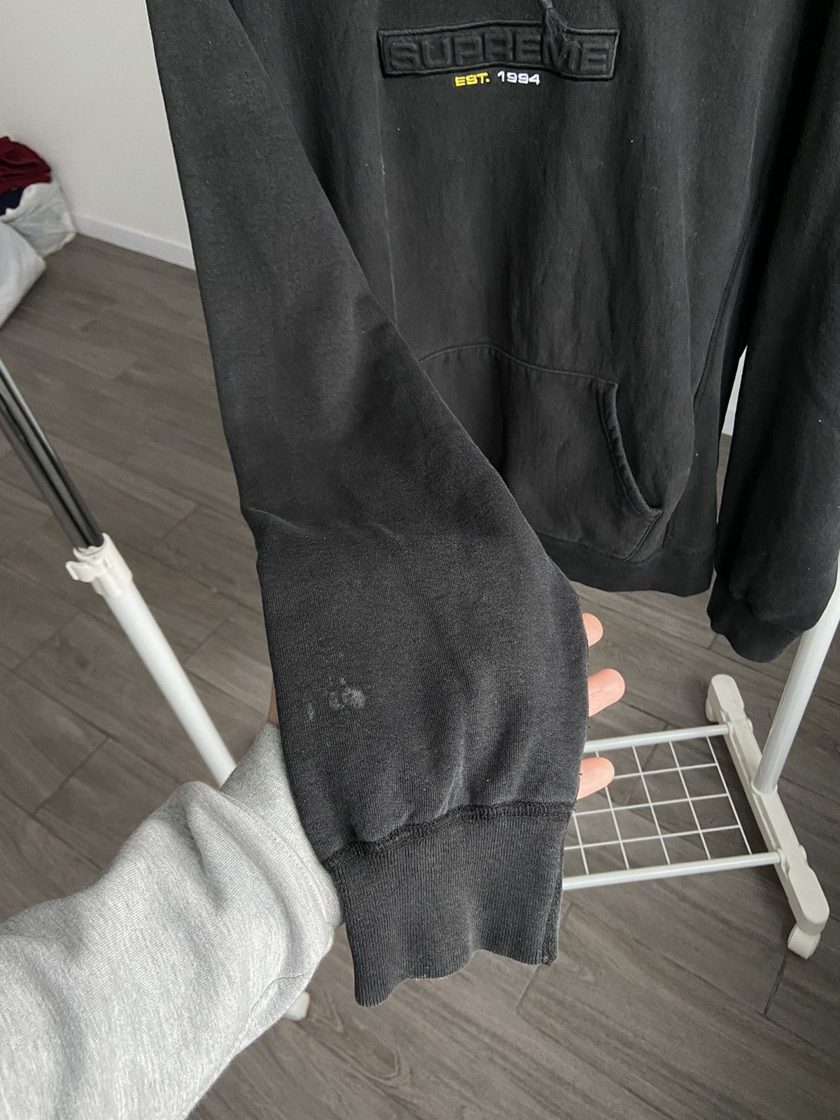 Supreme Supreme Hoodie Size US L / EU 52-54 / 3 - 10 Thumbnail