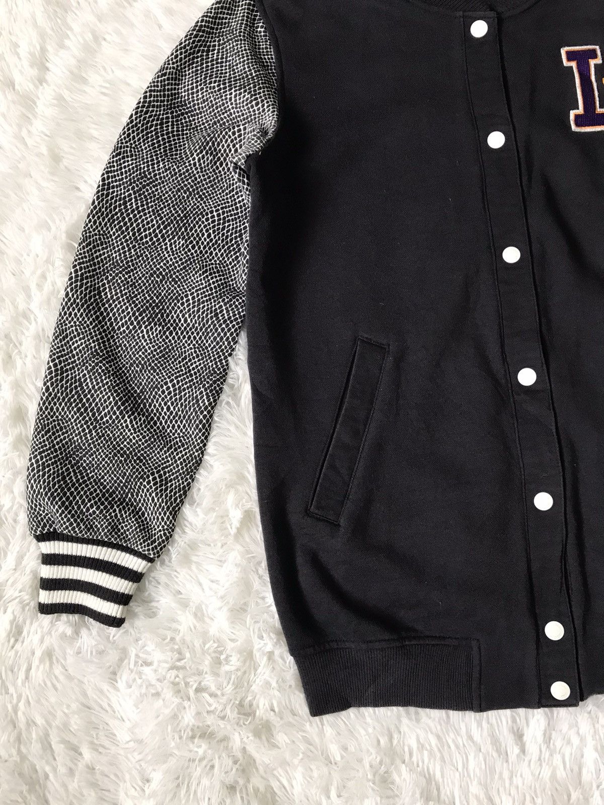 Adidas × NBA Lakers Adidas Snap Sweater Jacket Polka Sleeve Size US M / EU 48-50 / 2 - 3 Thumbnail
