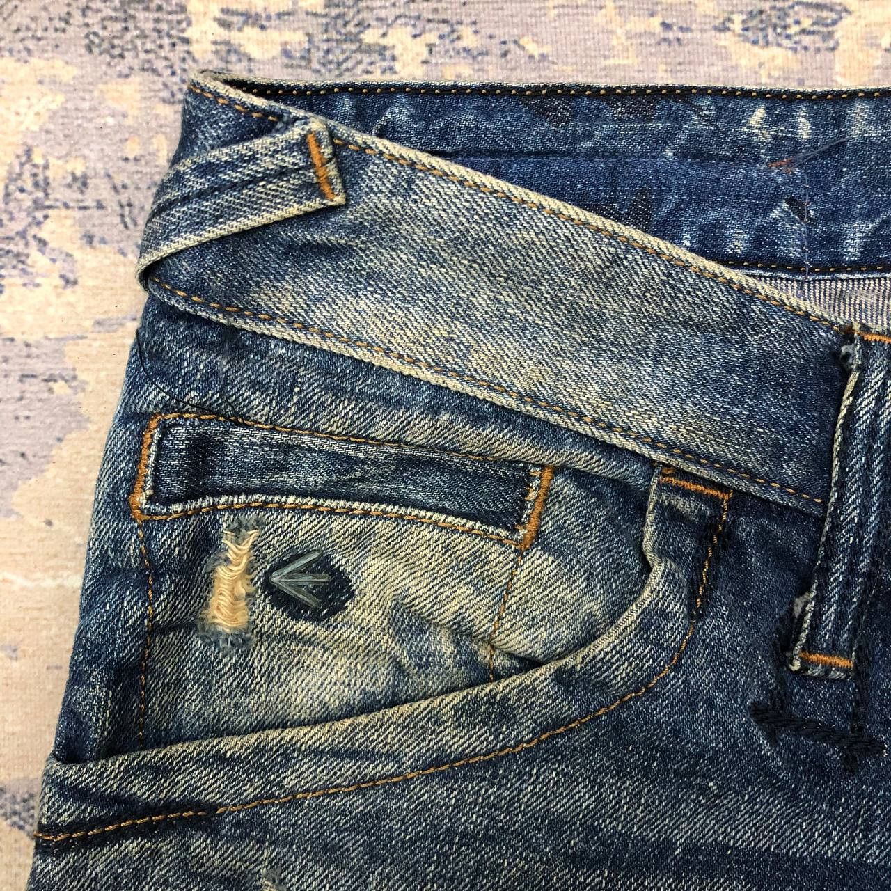 Energie P23 ENERGIE DISTRESSED DENIM JEANS Size US 35 - 8 Thumbnail