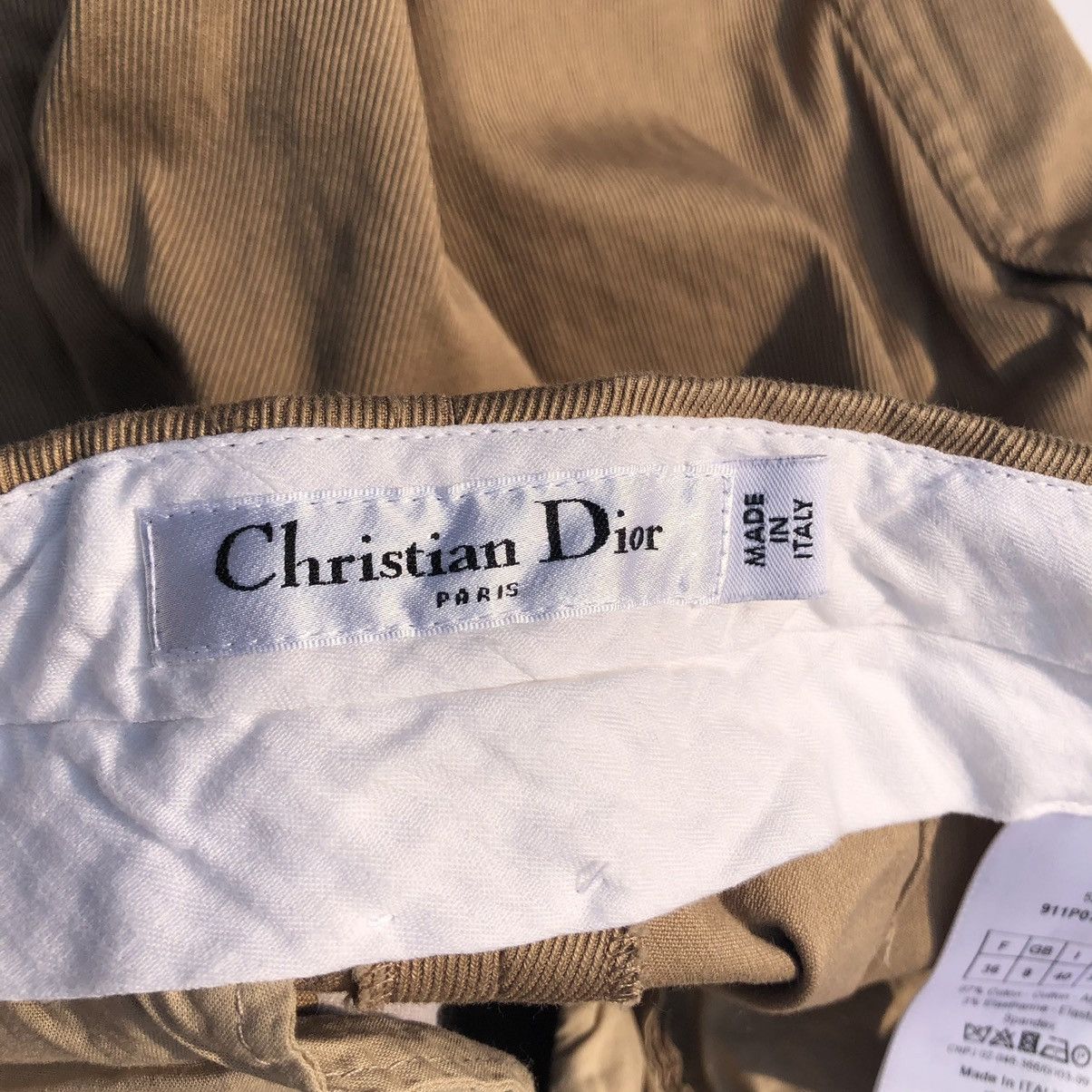 Dior Christian Dior Cropped Khaki Pants with Button Hem Detail Size 26" / US 2 / IT 38 - 5 Thumbnail
