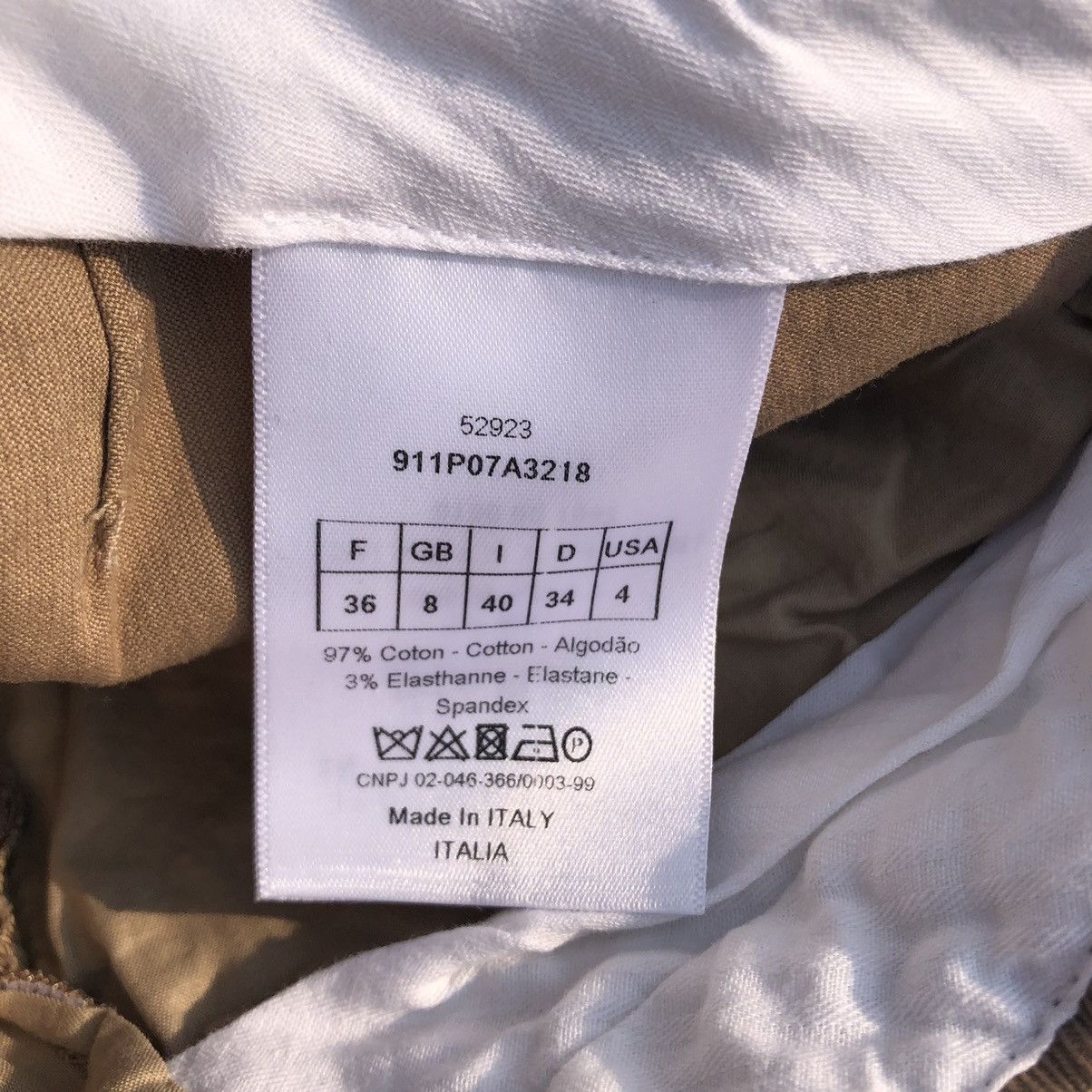 Dior Christian Dior Cropped Khaki Pants with Button Hem Detail Size 26" / US 2 / IT 38 - 6 Thumbnail