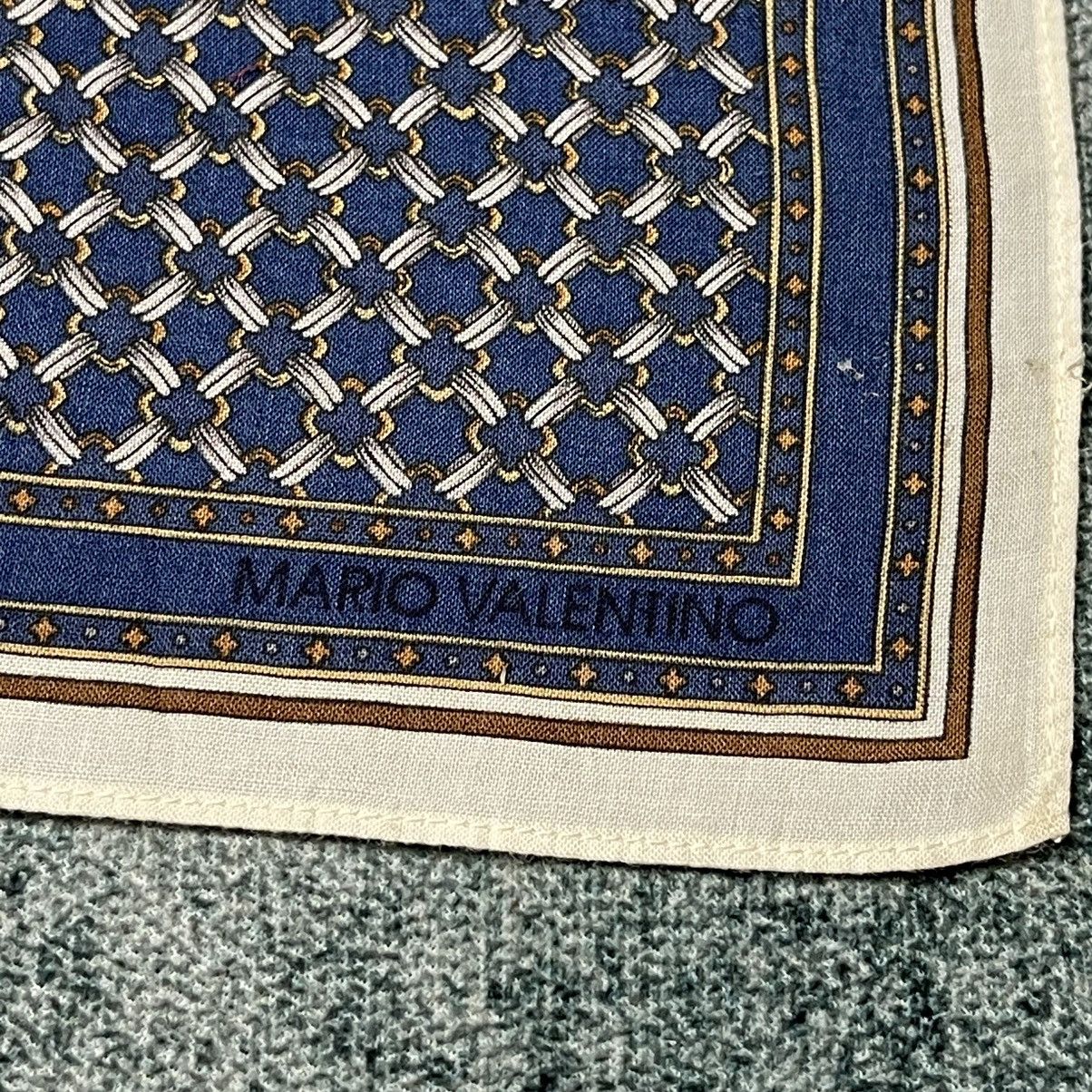 Valentino Mario Valentino Handkerchief/Neckerchief/Bandana Size ONE SIZE - 2 Thumbnail