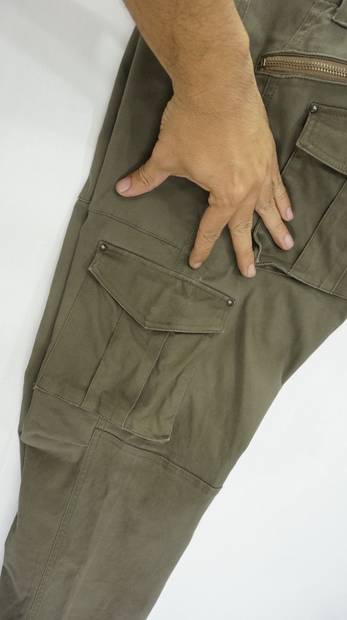 Boycott Dope! BOYCOTT Japan Long Back Zipper Slim Cargo Pant Size US 30 / EU 46 - 14 Thumbnail