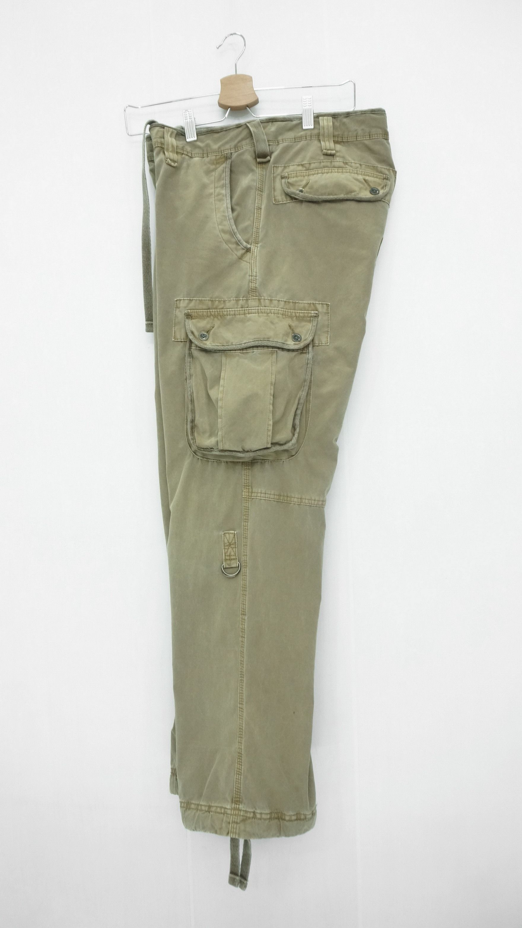 Japanese Brand × Uniqlo UNIQLO Worn out Multipocket Tactical Military RollUp Cargo Size US 32 / EU 48 - 2 Thumbnail