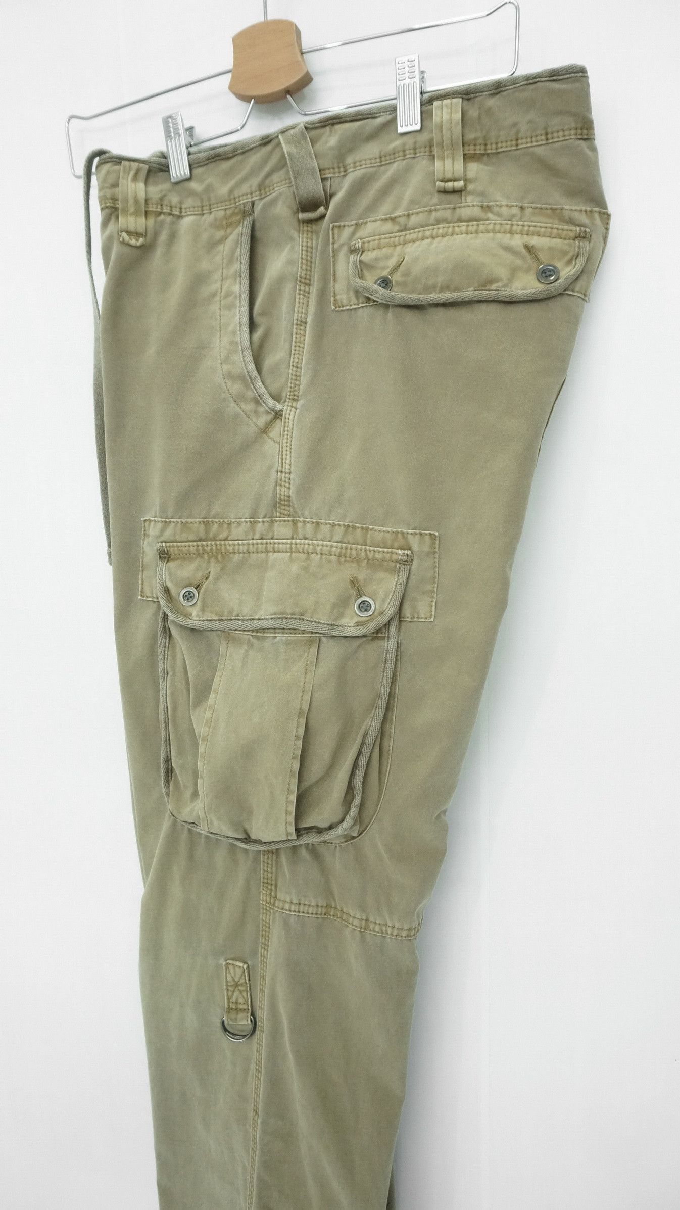Japanese Brand × Uniqlo UNIQLO Worn out Multipocket Tactical Military RollUp Cargo Size US 32 / EU 48 - 11 Thumbnail
