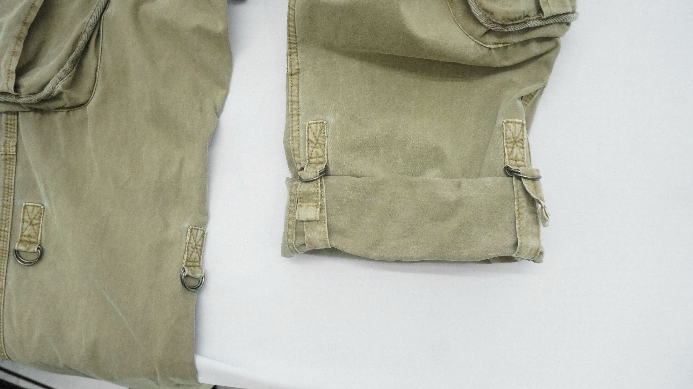Japanese Brand × Uniqlo UNIQLO Worn out Multipocket Tactical Military RollUp Cargo Size US 32 / EU 48 - 12 Thumbnail