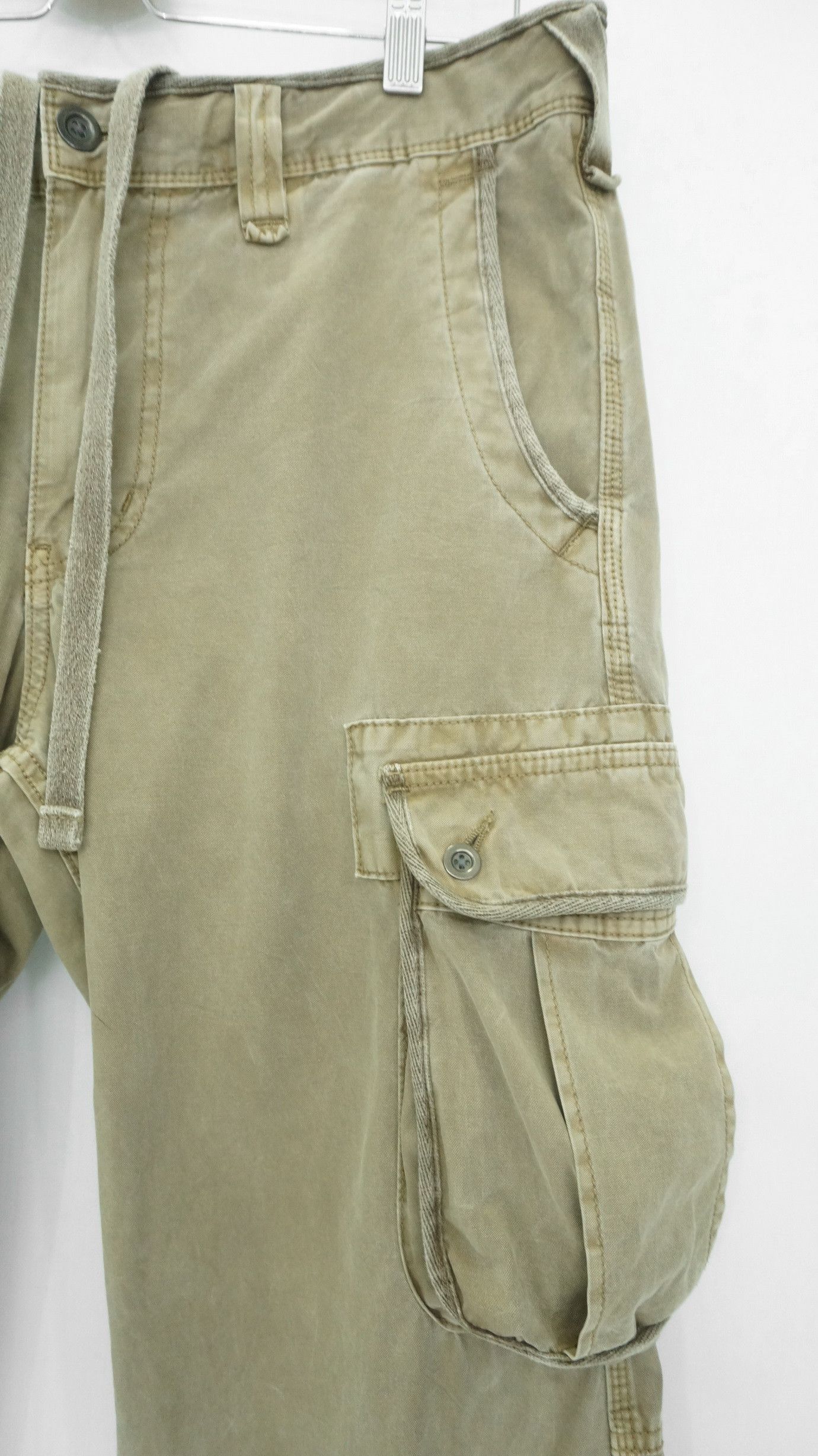 Japanese Brand × Uniqlo UNIQLO Worn out Multipocket Tactical Military RollUp Cargo Size US 32 / EU 48 - 8 Thumbnail