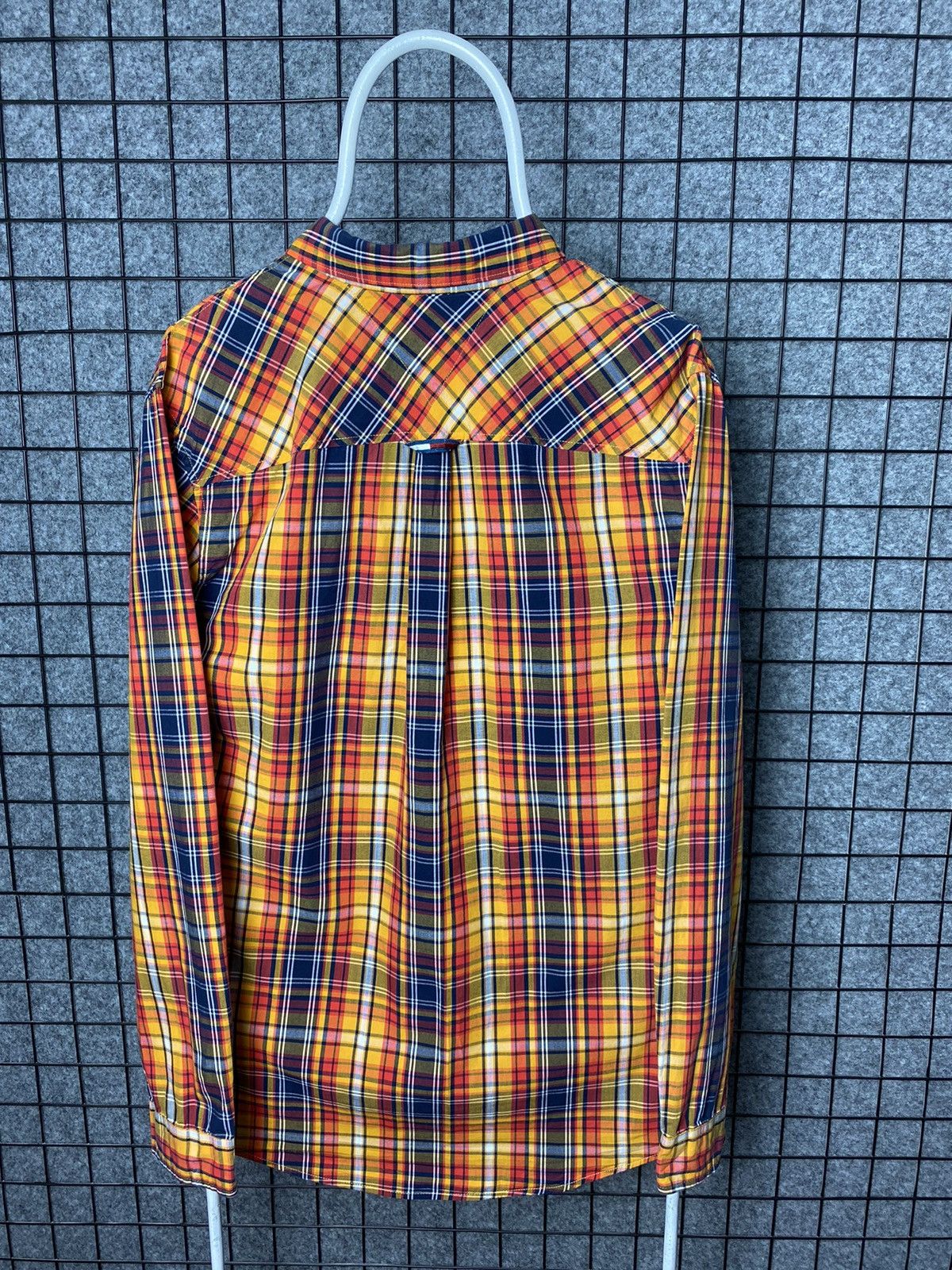 Tommy Hilfiger Tommy Jeans Regular Fit Plaid Long Sleeve Shirt Size M Size US M / EU 48-50 / 2 - 4 Thumbnail