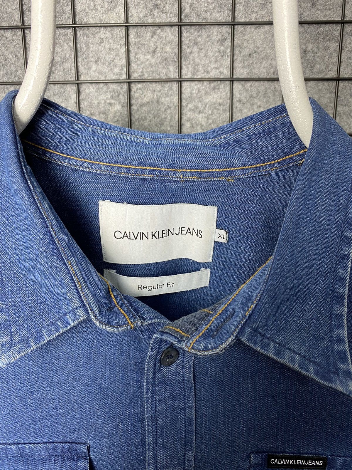 Designer Calvin Klein Jeans Vintage Denim Regular Fit Shirt Size XL Size US XL / EU 56 / 4 - 3 Thumbnail