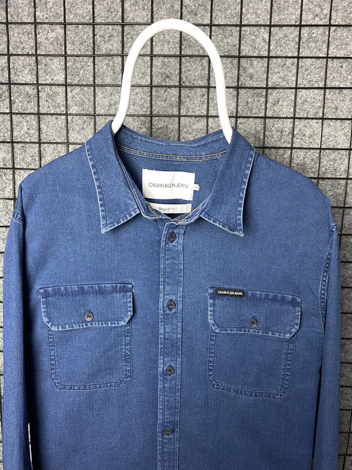 Designer Calvin Klein Jeans Vintage Denim Regular Fit Shirt Size XL Size US XL / EU 56 / 4 - 2 Thumbnail