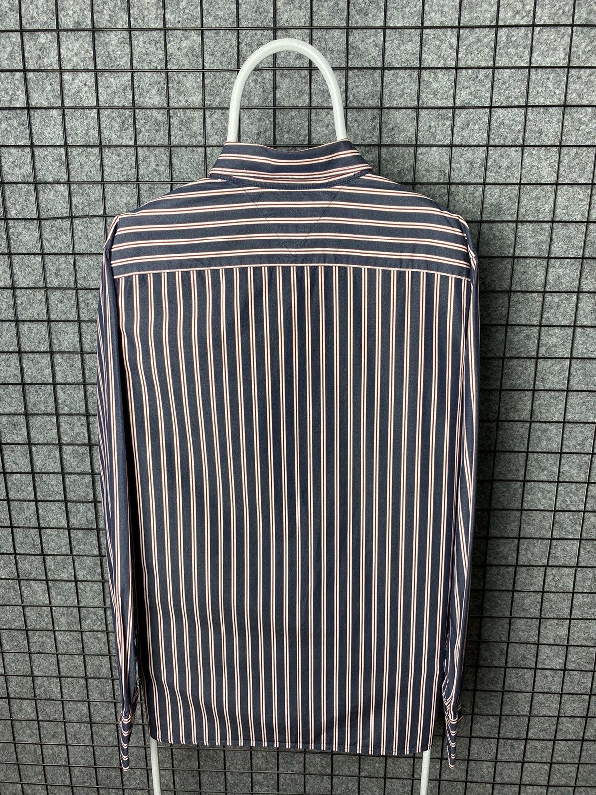 Tommy Hilfiger Tommy Hilfiger 80s Vintage Button Up Long Sleeve Shirt SizeL Size US L / EU 52-54 / 3 - 4 Thumbnail