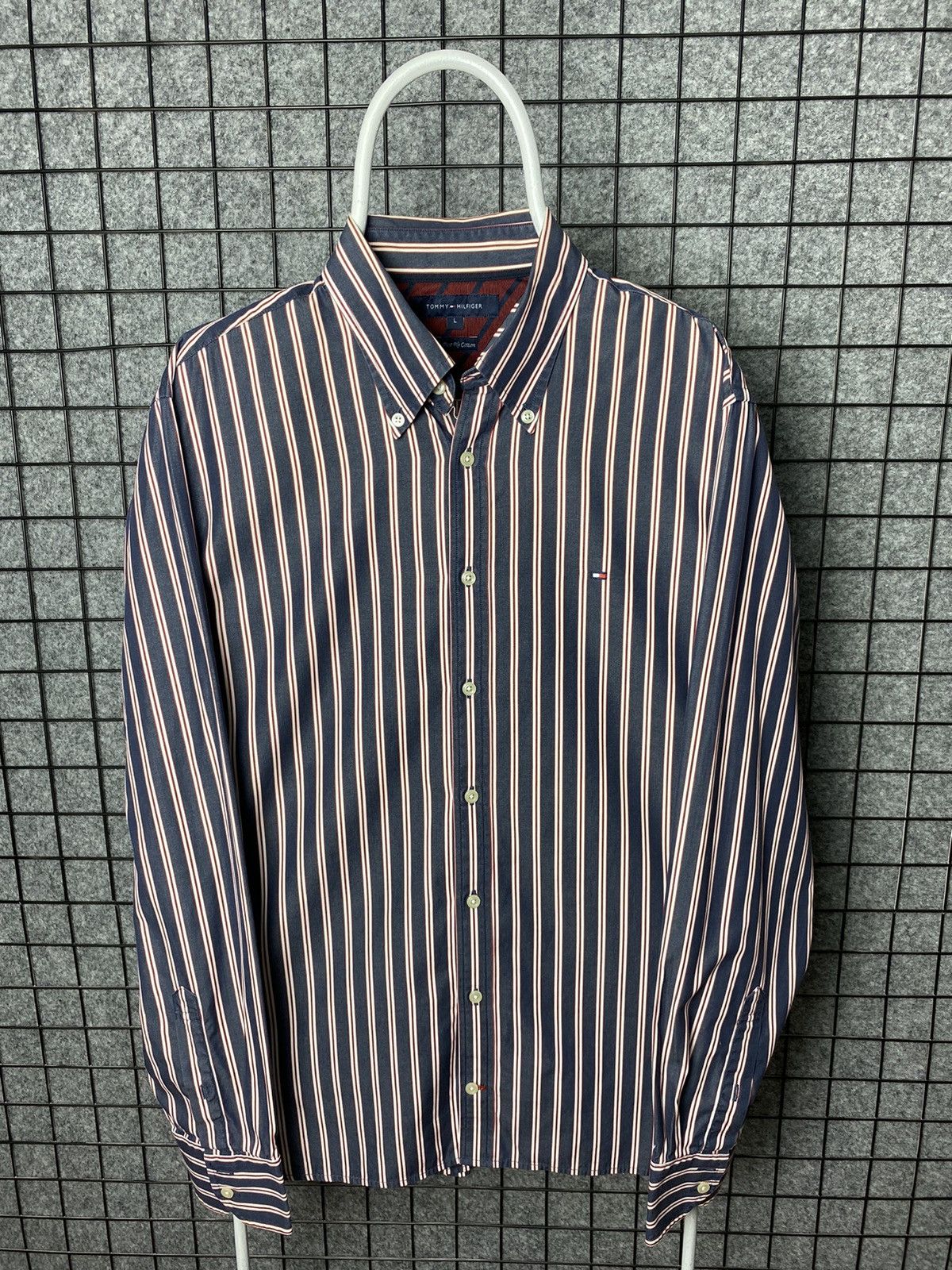 Tommy Hilfiger Tommy Hilfiger 80s Vintage Button Up Long Sleeve Shirt SizeL Size US L / EU 52-54 / 3 - 1 Thumbnail
