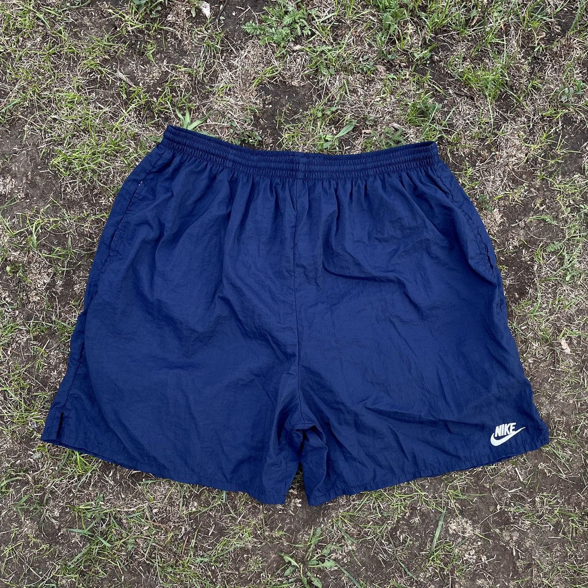 Vintage Vintage 90s Nike Swoosh Shorts Baggy Streetwear Y2K Faded 32 Size US 32 / EU 48 - 2 Thumbnail