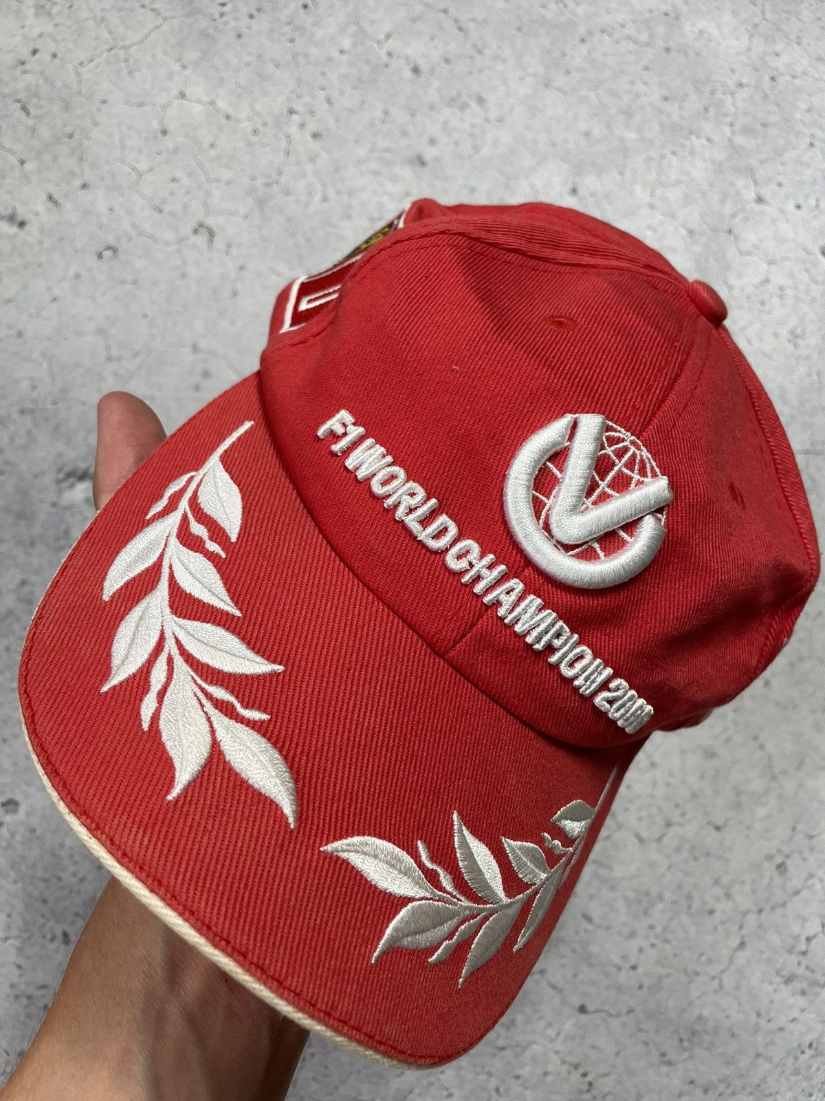 Ferrari × Formula 1 Racing cap F1 World Champion 2000 Michael Schumacher NASCAR Size ONE SIZE - 13 Thumbnail