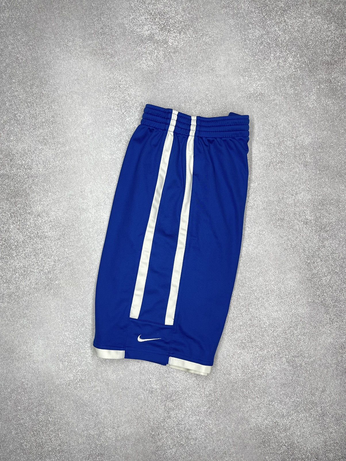Nike Vintage Nike Team Dri Fit Blue Shorts Y2K Size US 34 / EU 50 - 2 Thumbnail