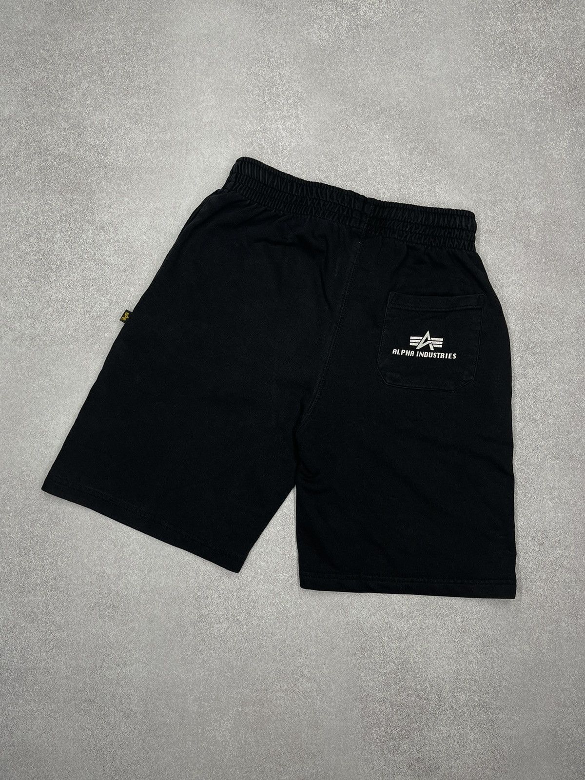 Alpha Industries Vintage Alpha Industries Black Shorts Y2K Size US 32 / EU 48 - 6 Thumbnail