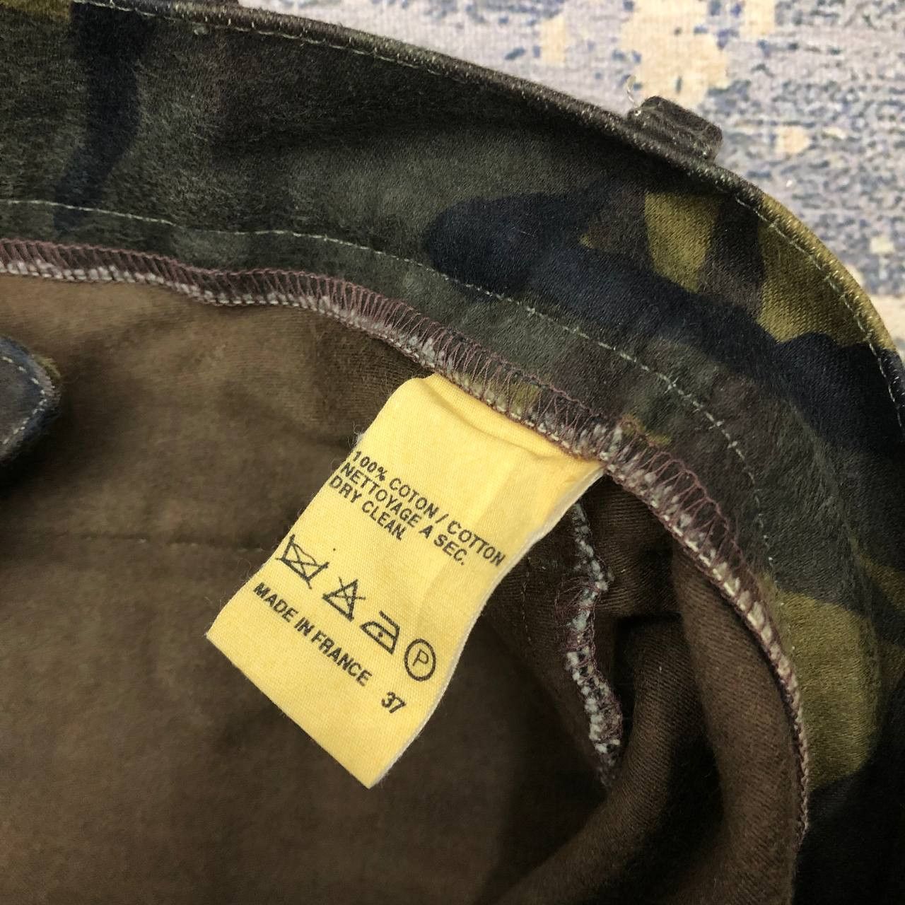 A.P.C. P31 RUE DE LEURUS PARIS A.P.C. CAMO SLIM PANTS Size US 29 - 8 Thumbnail