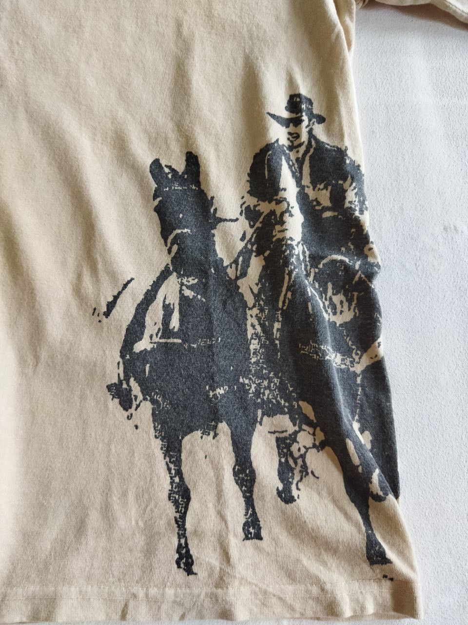 Vintage Vintage 2001 Indiana Jones Tshirt Size US S / EU 44-46 / 1 - 3 Thumbnail