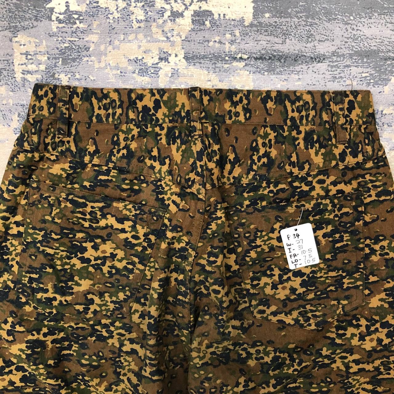 A.P.C. × Japanese Brand P34 FLEURUS PRES DU A.P.C. CAMO SLIMFIT PANTS Size 27" / US 4 / IT 40 - 5 Thumbnail
