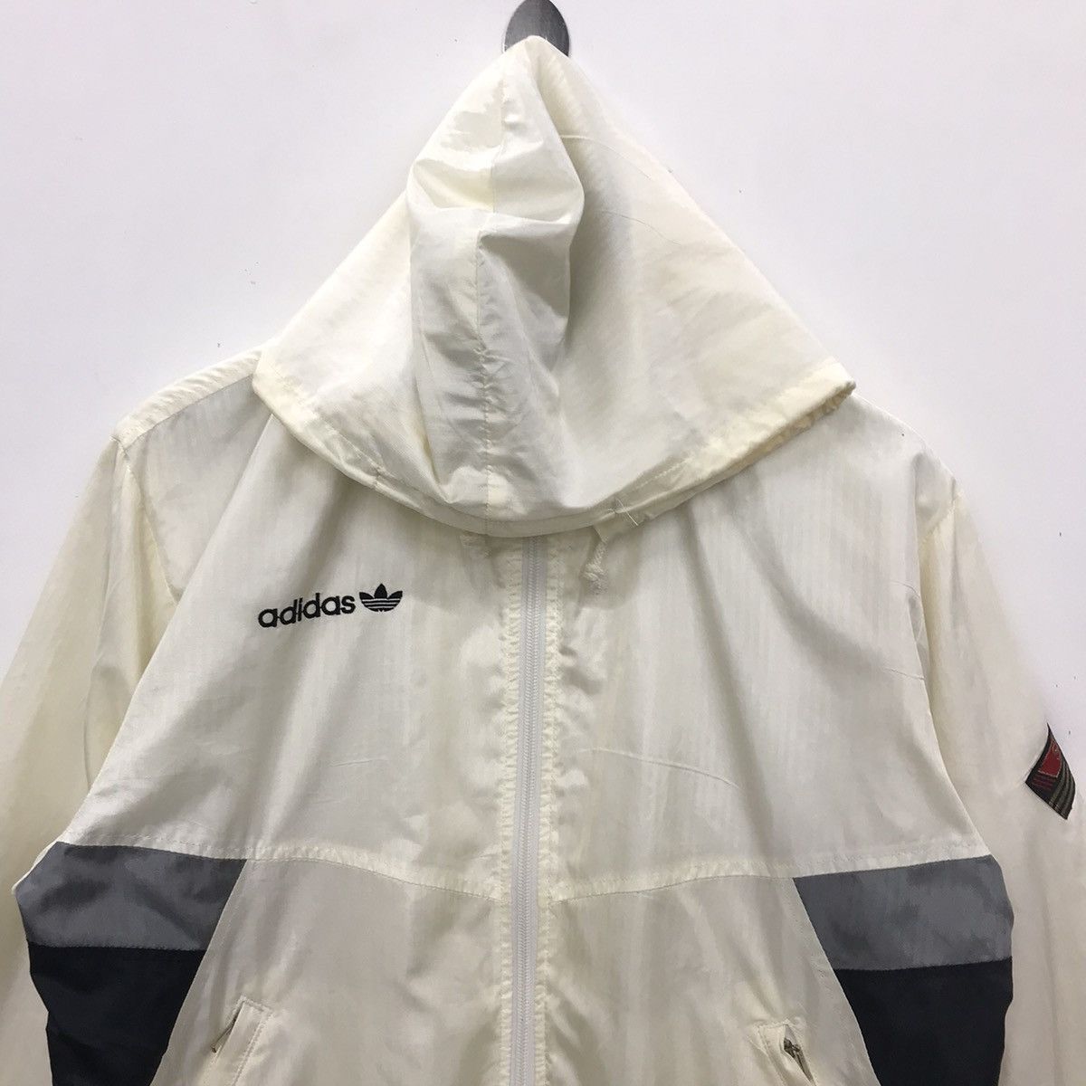 Adidas × Vintage Rare!! Vintage Adidas Windbreaker Size US M / EU 48-50 / 2 - 3 Thumbnail