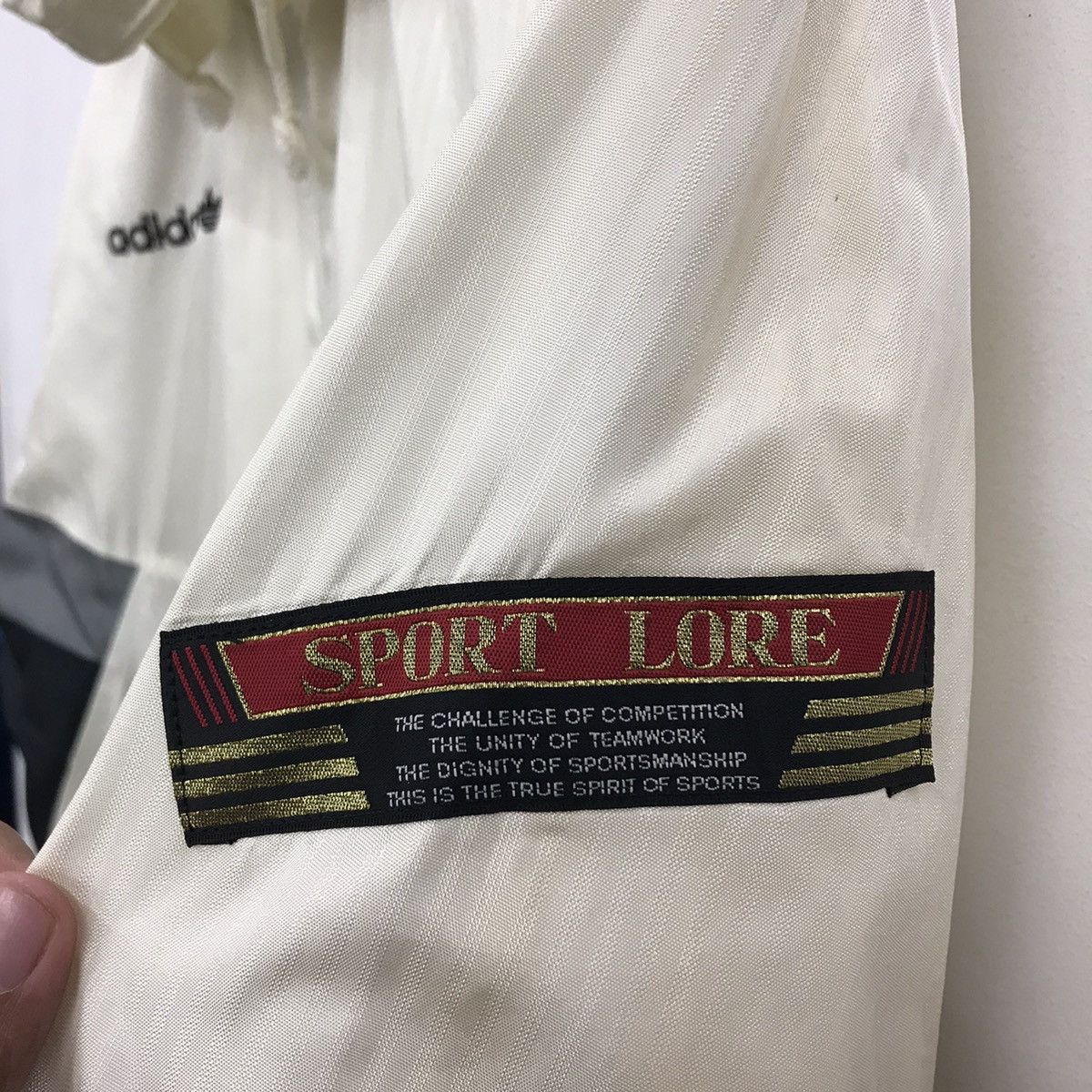 Adidas × Vintage Rare!! Vintage Adidas Windbreaker Size US M / EU 48-50 / 2 - 7 Thumbnail