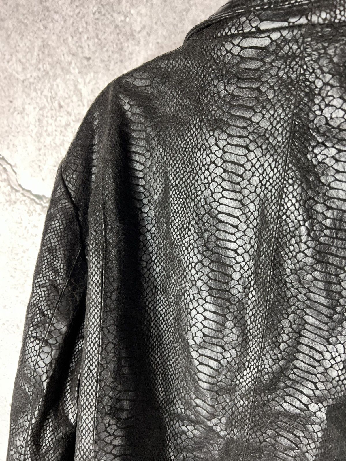 Japanese Brand Avant garde leather snake skin print pattern jacket Size L / US 10 / IT 46 - 3 Thumbnail