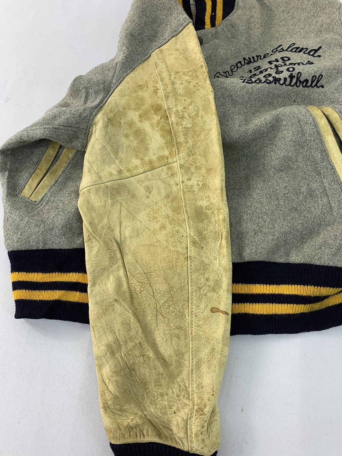 Golden Bear 80s Golden Bear USA Varsity Jacket Leather Sleeve Size US M / EU 48-50 / 2 - 11 Thumbnail