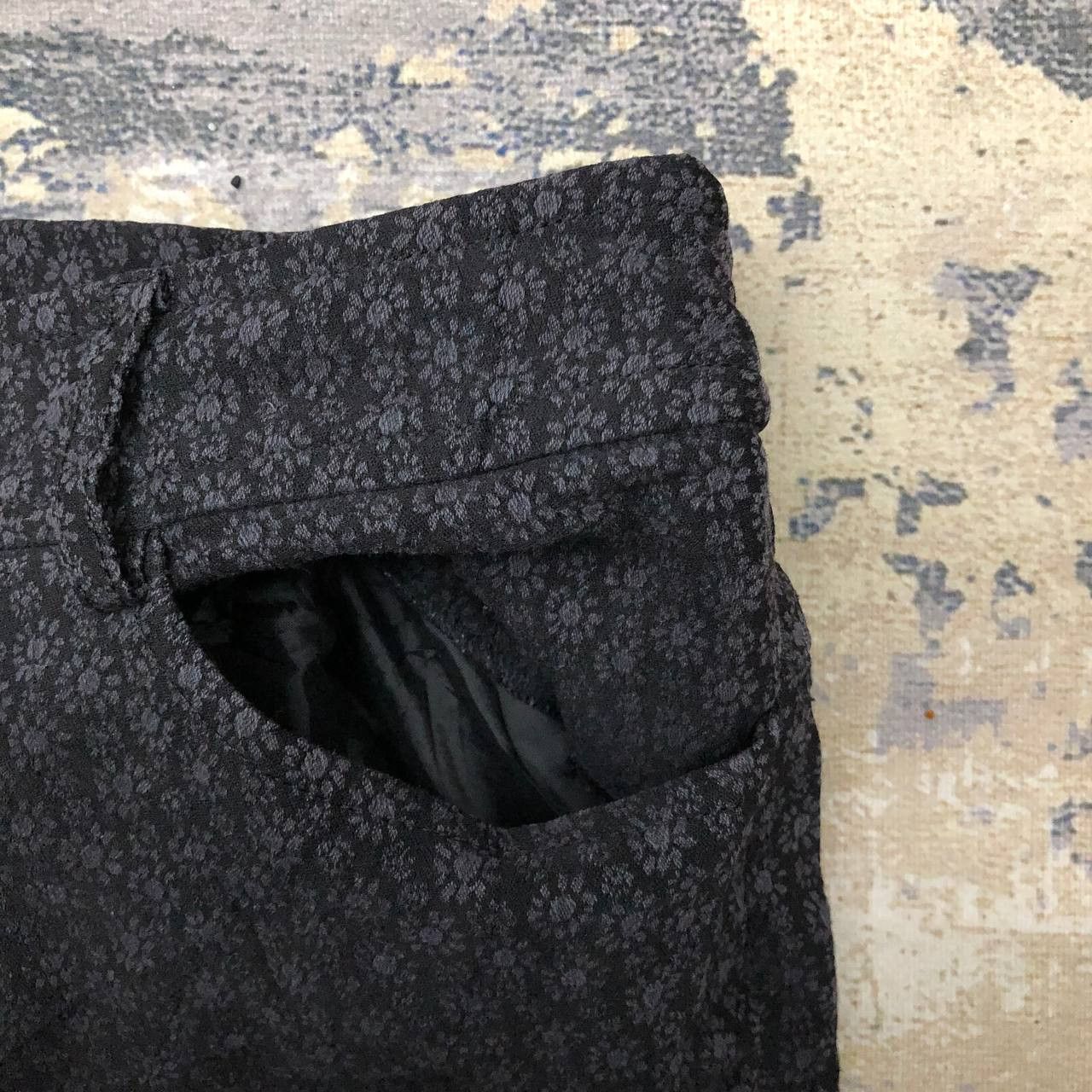 Kansai Yamamoto P61 M'ID x KANSAI YAMAMOTO FLOWER FULLPRINT ANKLE PANTS Size 34" / US 12 / IT 48 - 7 Thumbnail