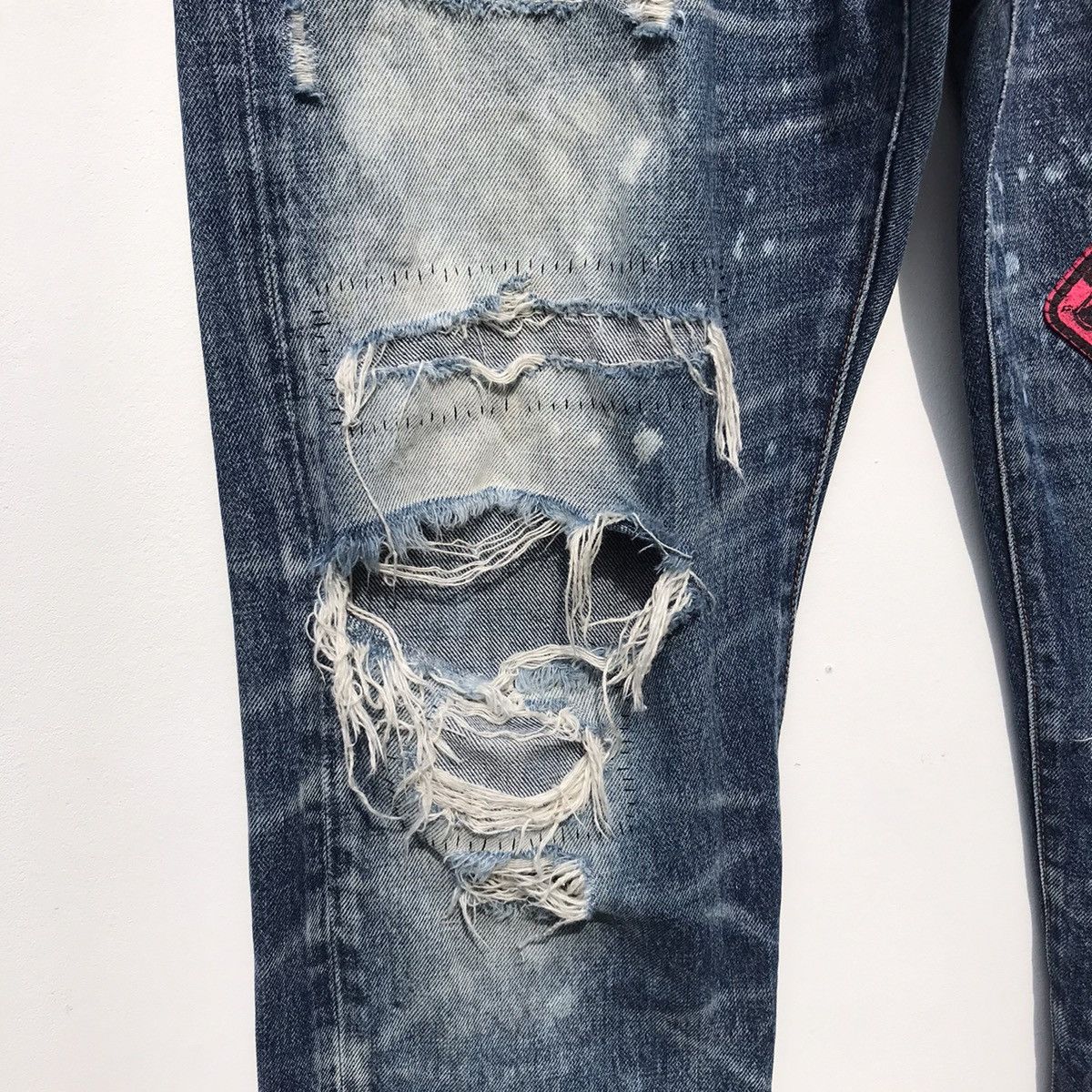 Japanese Brand 🔥Distressed🔥RNA Inc Slang Denim Jeans Japanese Brand Size US 32 / EU 48 - 16 Thumbnail