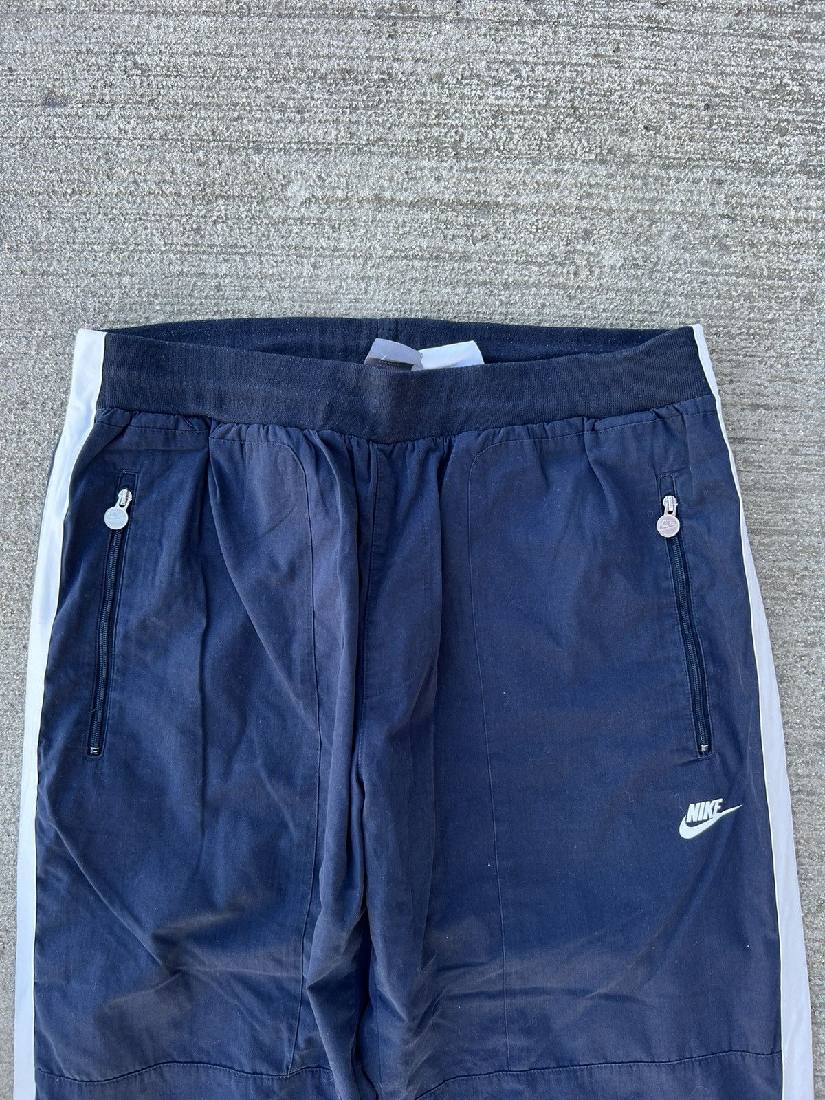 Nike Vintage Nike Track Pants Oregon Striped Size US 34 / EU 50 - 11 Thumbnail