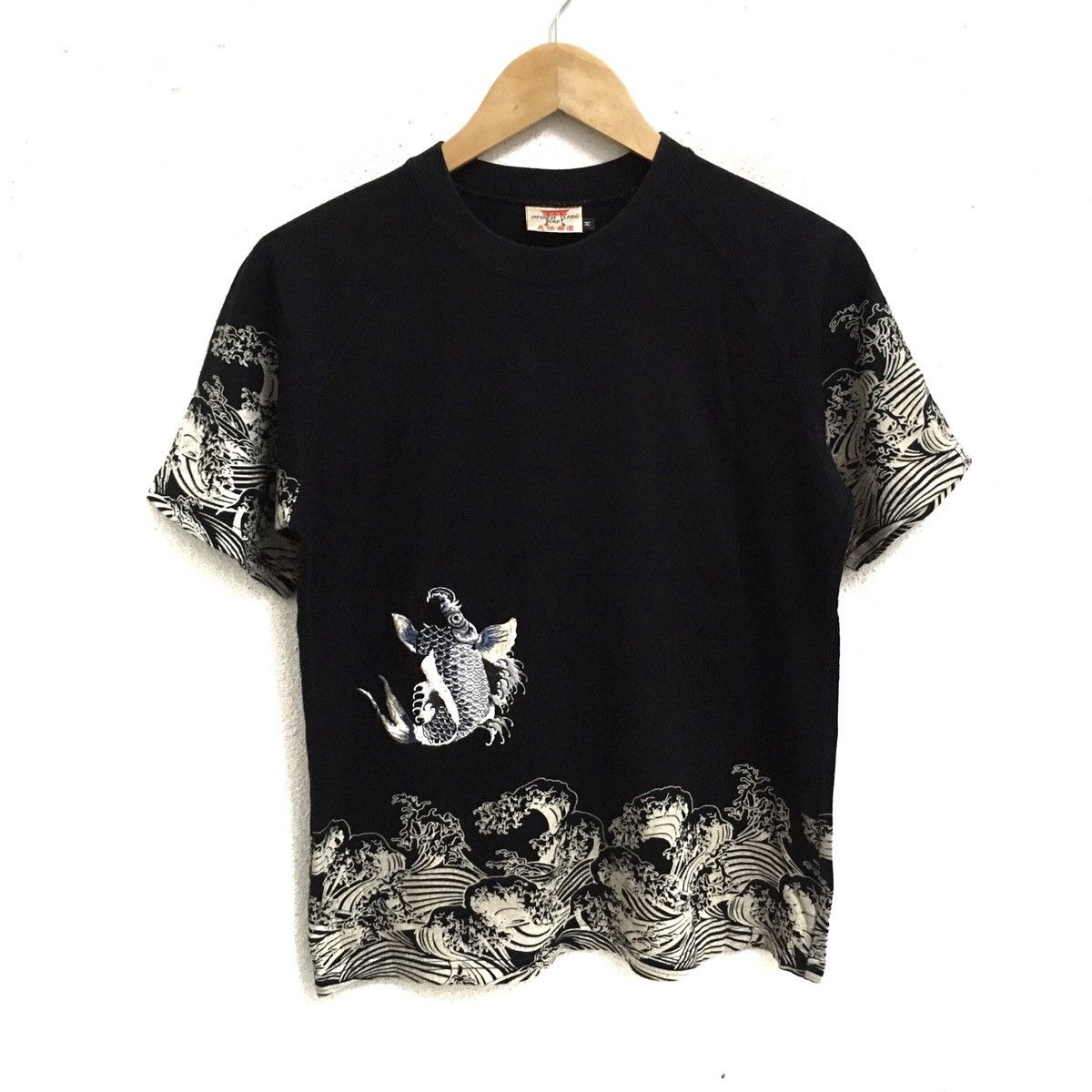 Japanese Brand SUKAJAN KOI FISH EMBROIDERED JAPANESE TRADITIONAL T-SHIRT Size US S / EU 44-46 / 1 - 2 Thumbnail