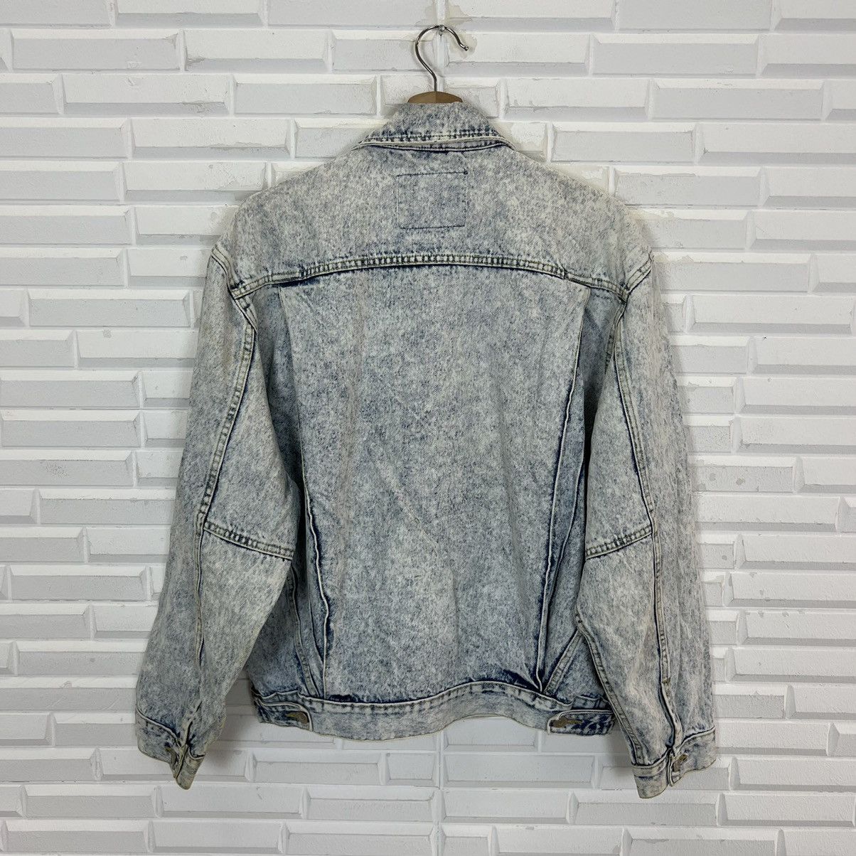 Japanese Brand VINTAGE BIKER GL HEART DENIM BOMBER JACKET ACID WASH DESIGN Size US L / EU 52-54 / 3 - 9 Thumbnail