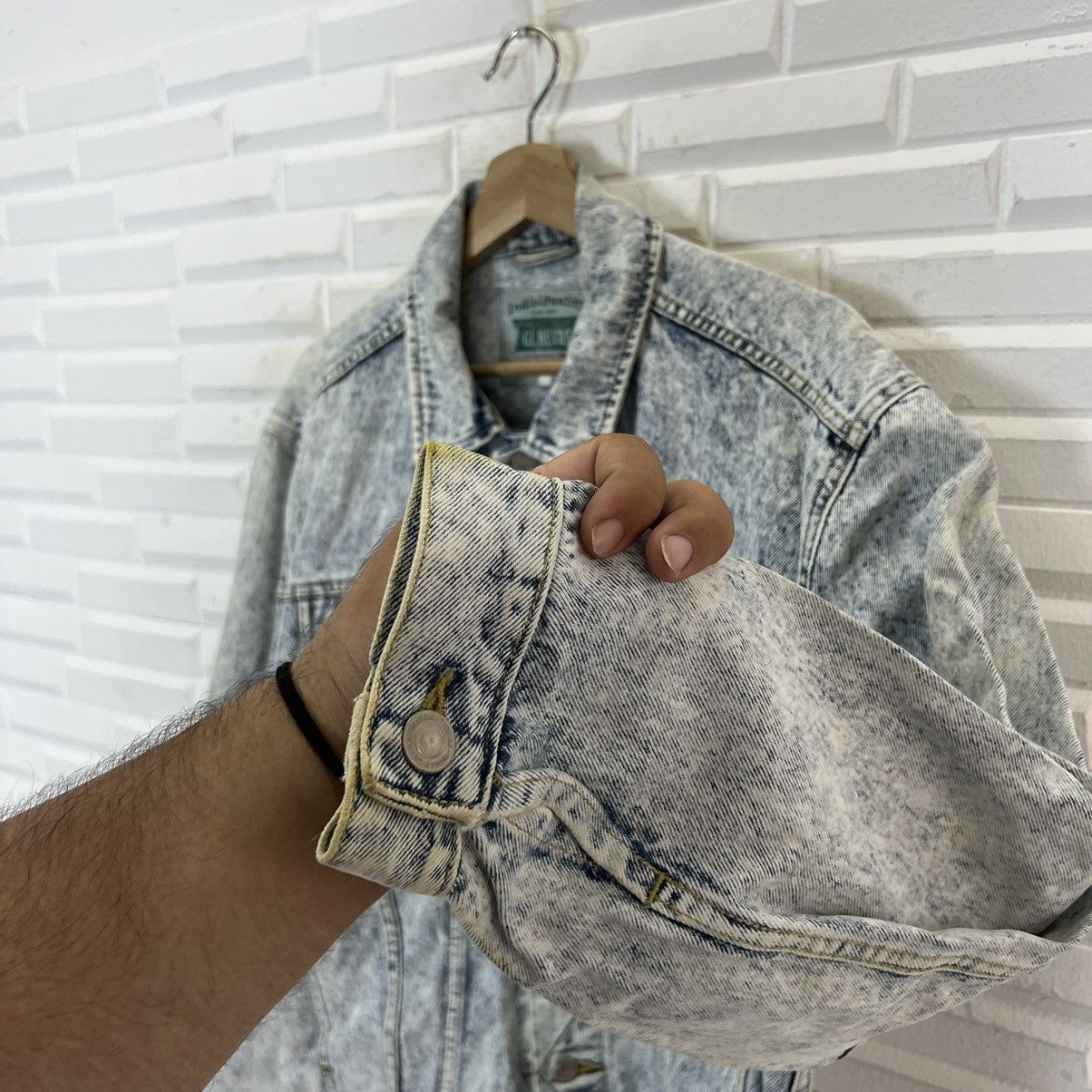 Japanese Brand VINTAGE BIKER GL HEART DENIM BOMBER JACKET ACID WASH DESIGN Size US L / EU 52-54 / 3 - 7 Thumbnail