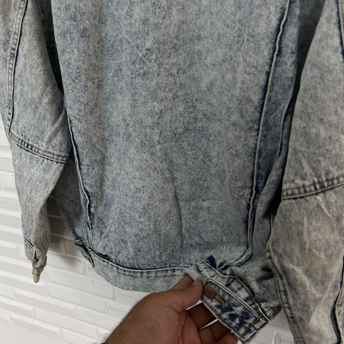 Japanese Brand VINTAGE BIKER GL HEART DENIM BOMBER JACKET ACID WASH DESIGN Size US L / EU 52-54 / 3 - 11 Thumbnail